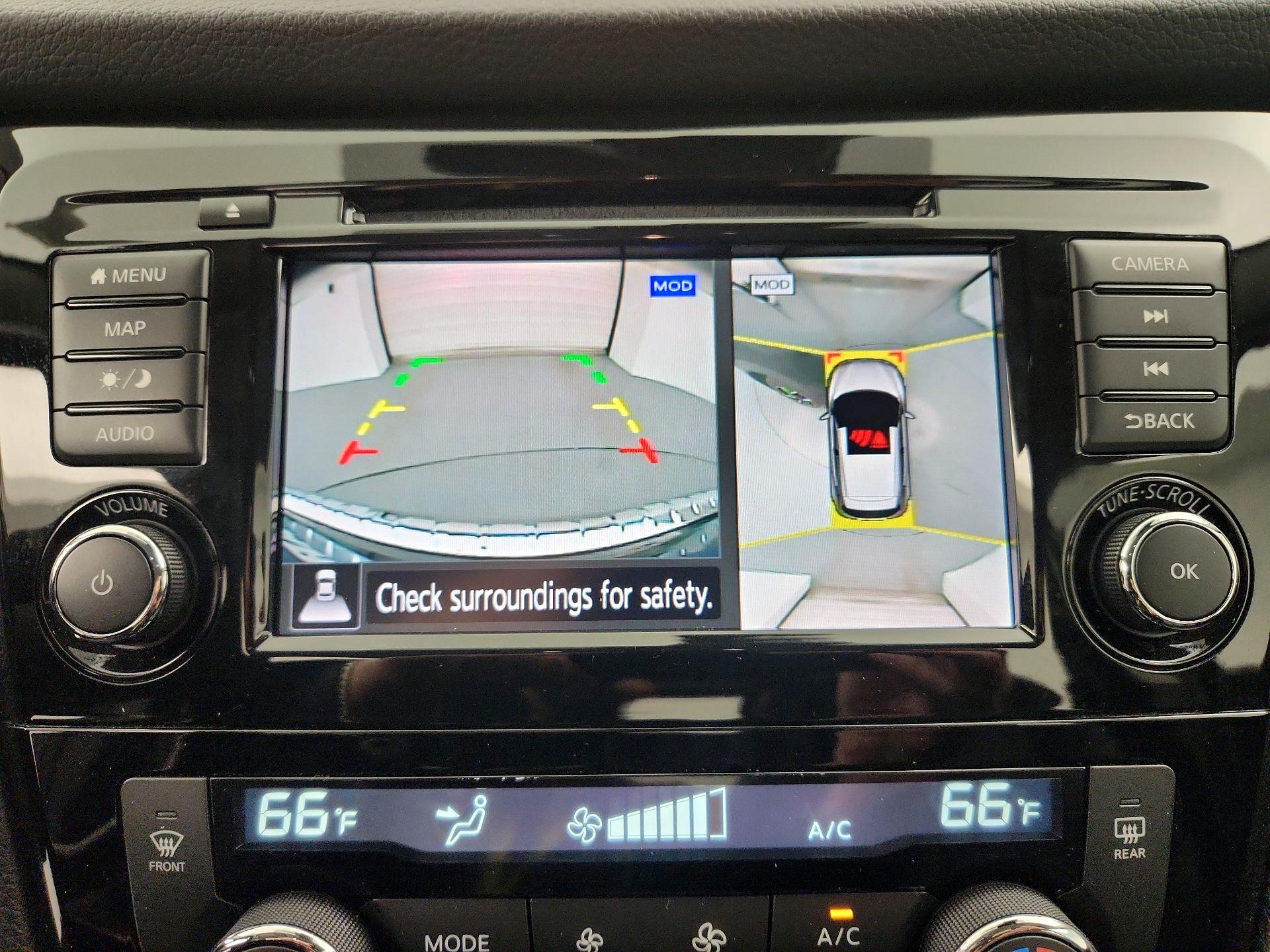 Thumbnail: 2020 Nissan Rogue Sport - 15