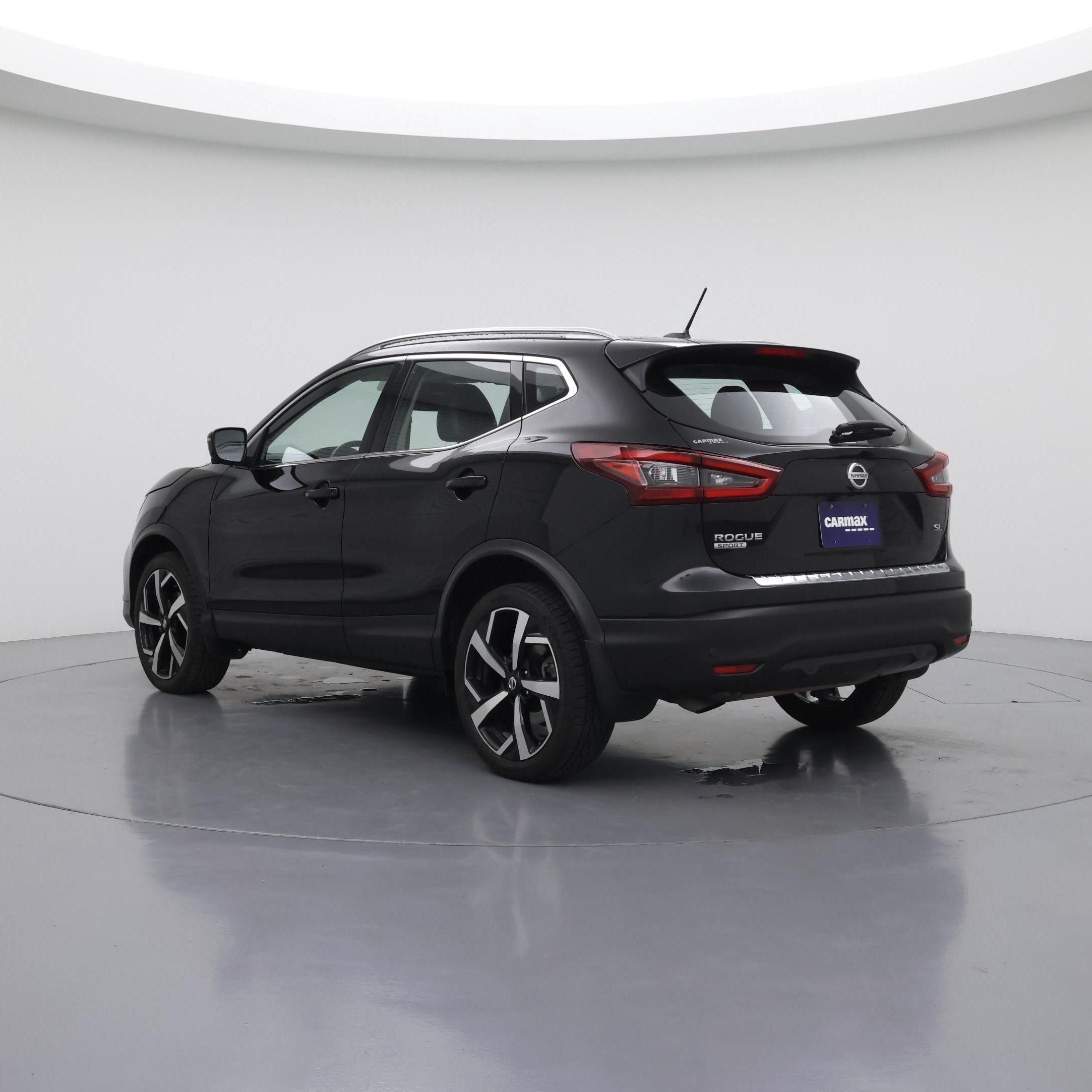 Thumbnail: 2020 Nissan Rogue Sport - 2