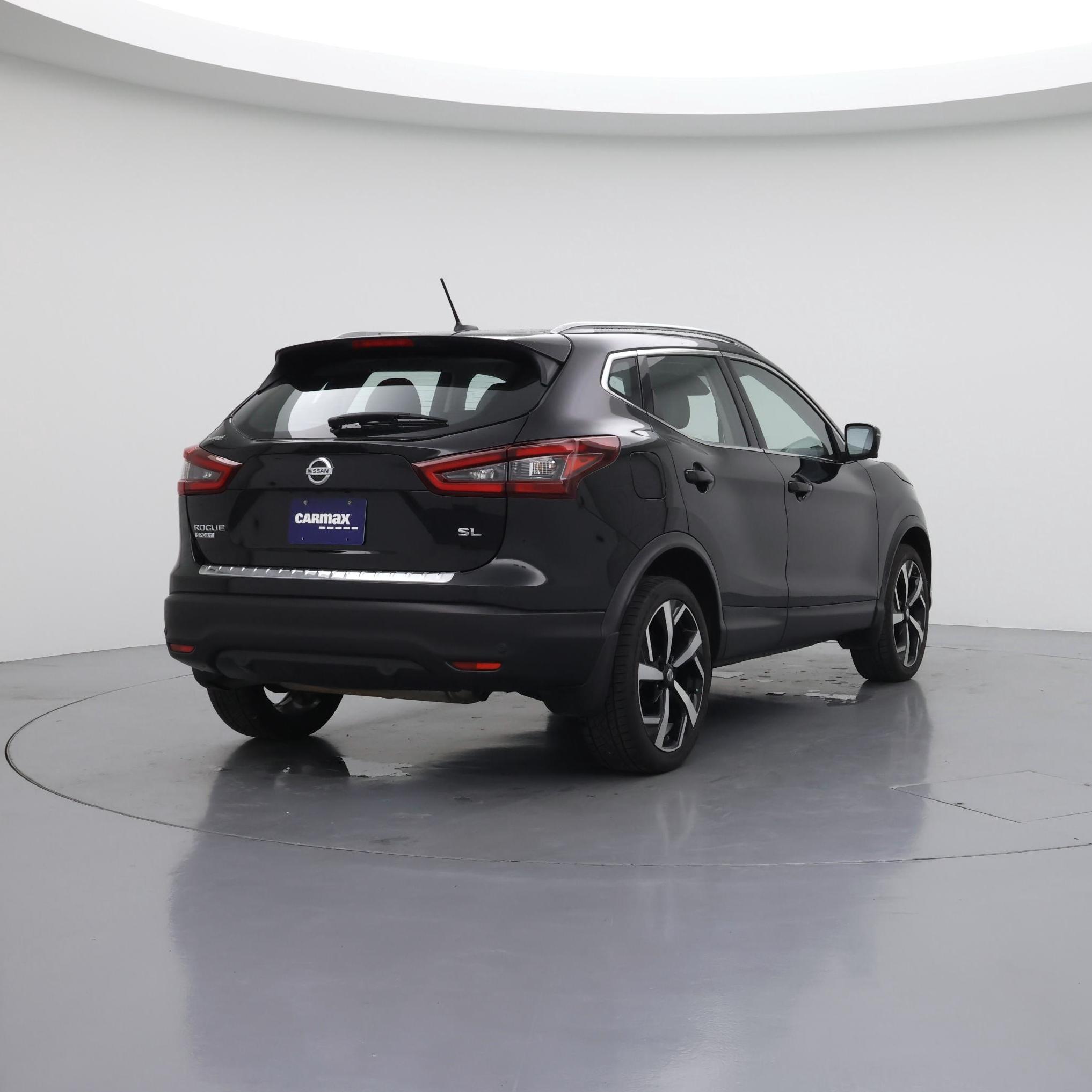 Thumbnail: 2020 Nissan Rogue Sport - 8
