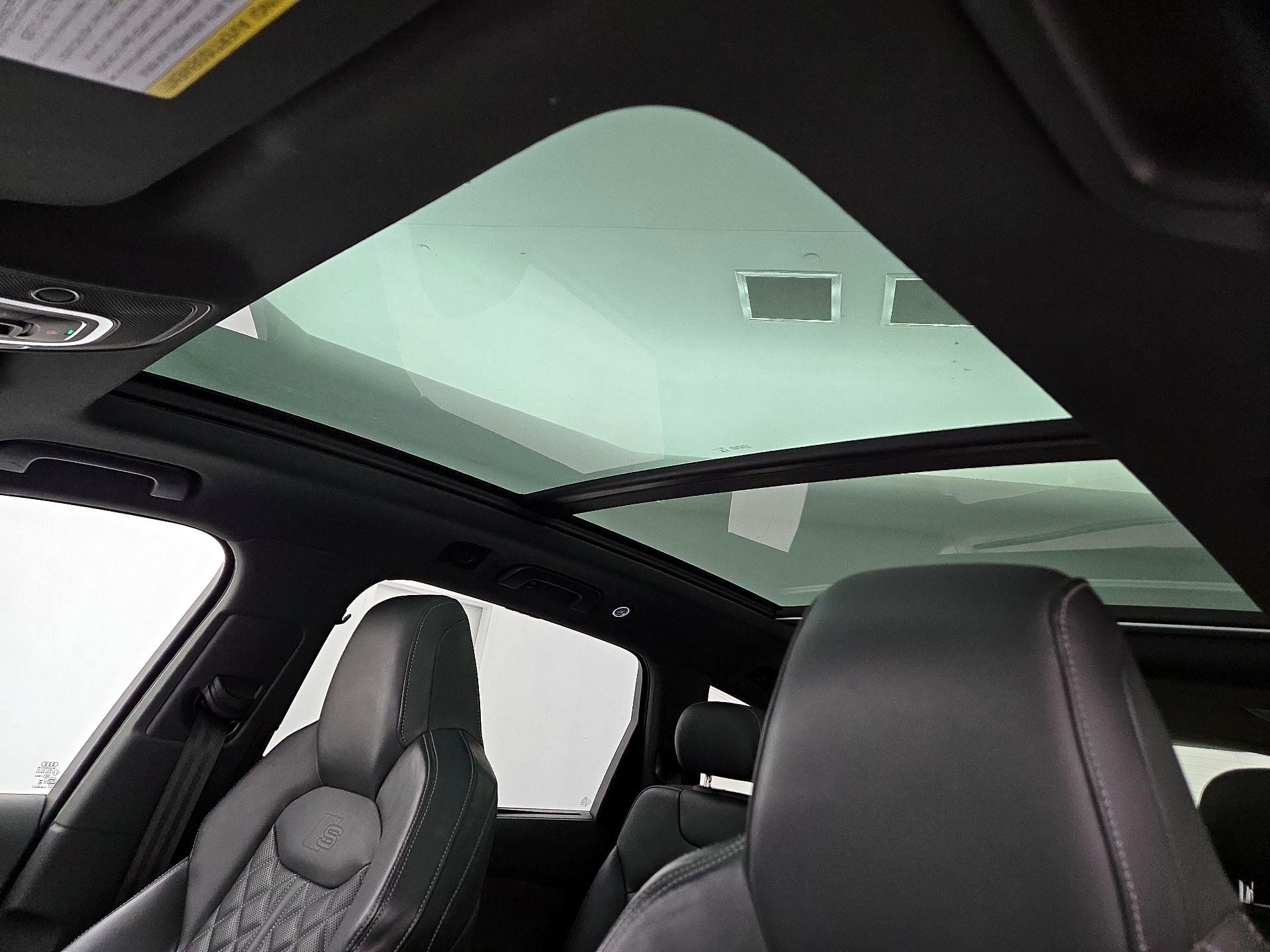 Thumbnail: 2024 Audi Q7 - 20