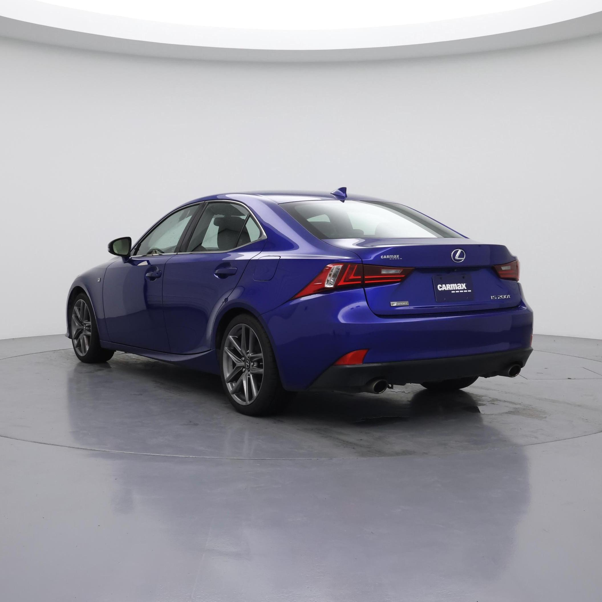 Thumbnail: 2016 Lexus IS - 2