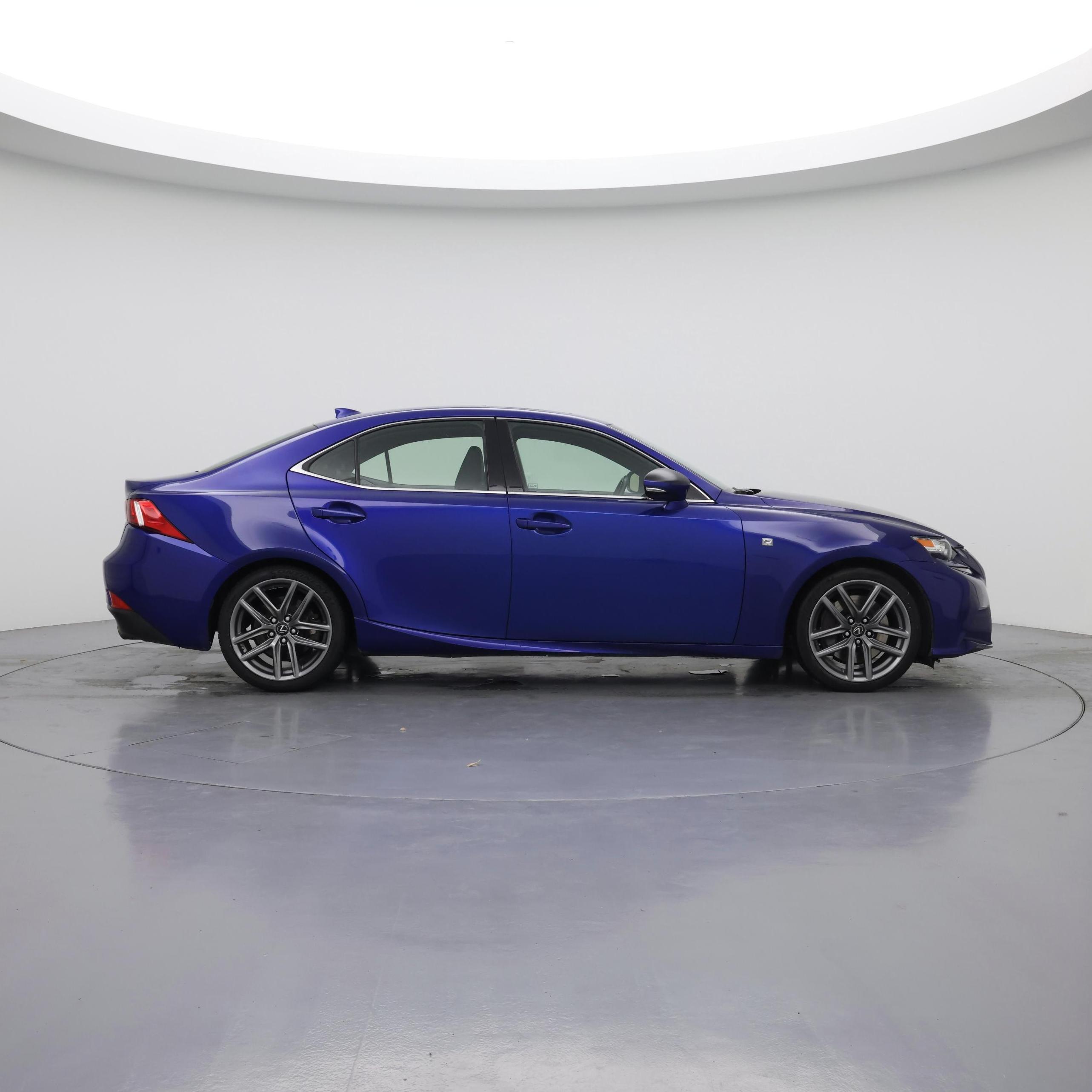 Thumbnail: 2016 Lexus IS - 7