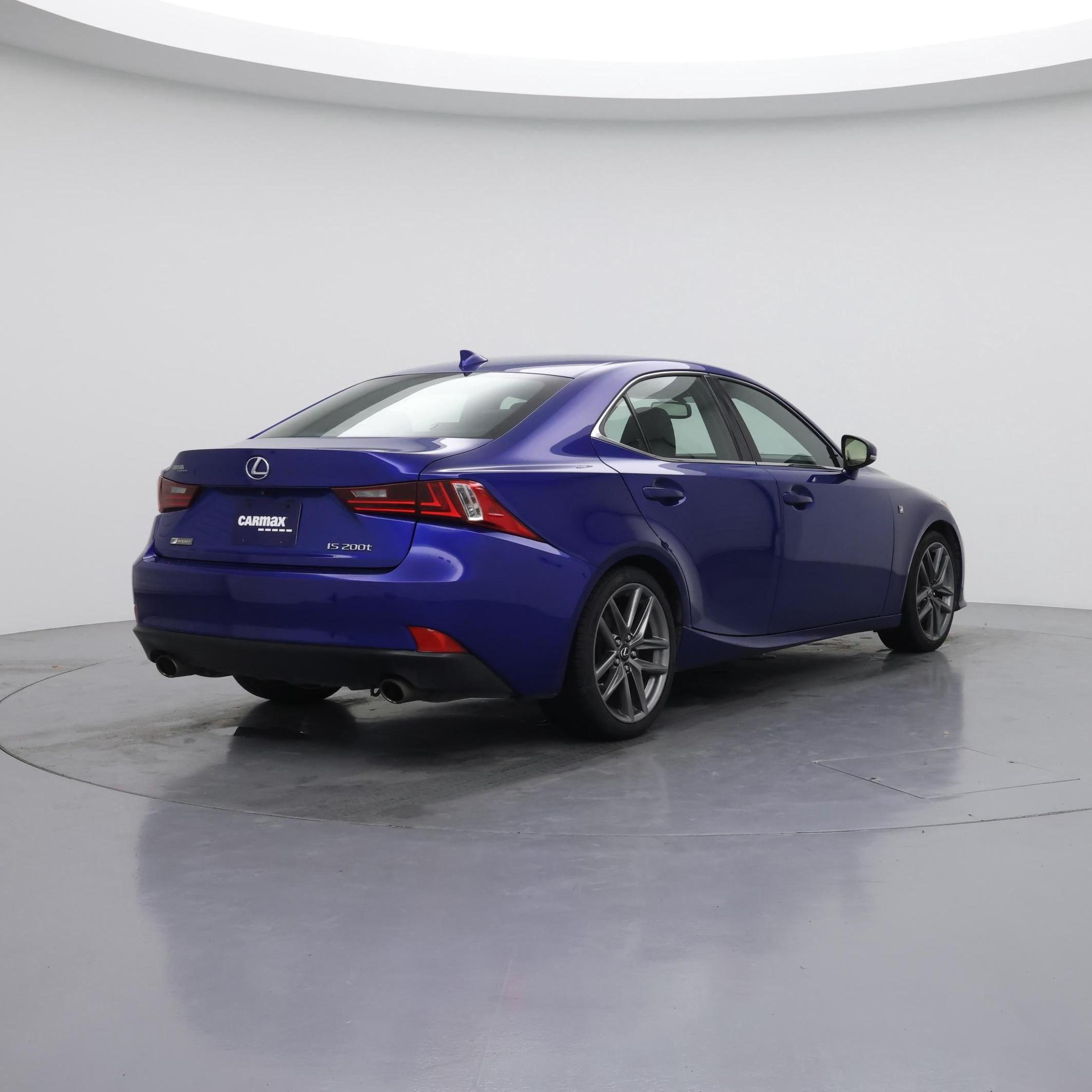 Thumbnail: 2016 Lexus IS - 8