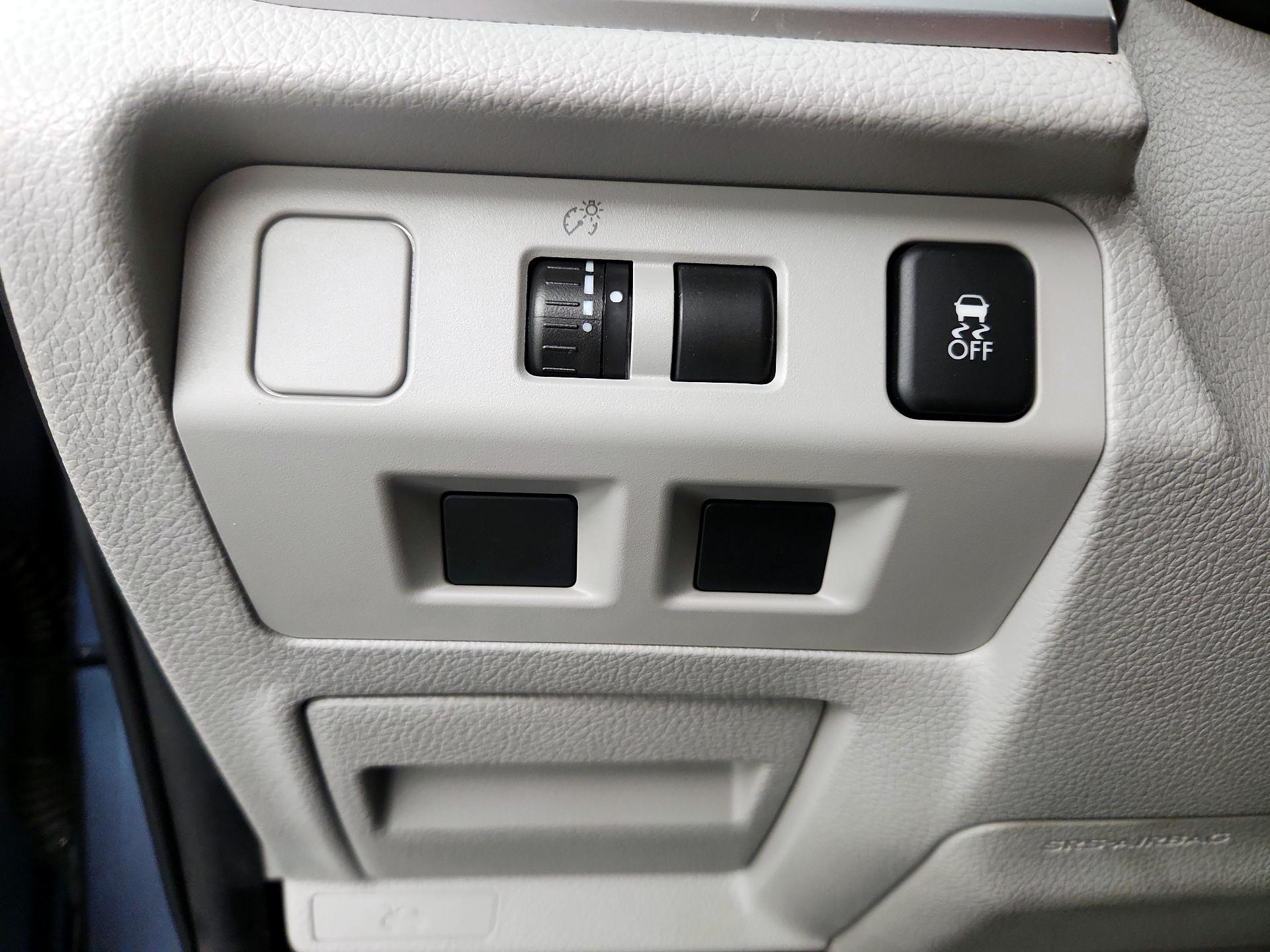 Thumbnail: 2015 Subaru Forester - 13