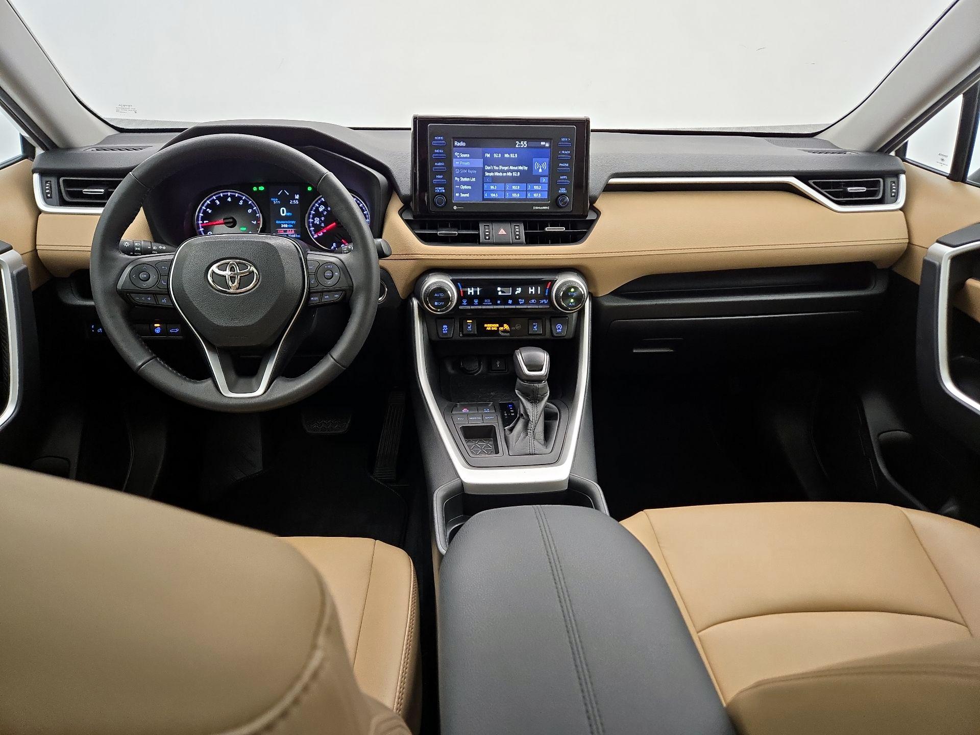 Thumbnail: 2021 Toyota RAV4 - 9