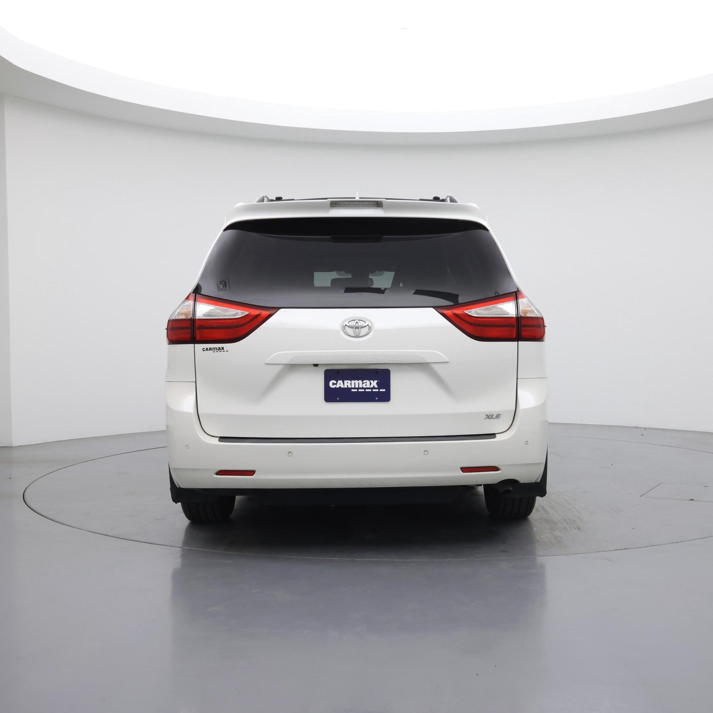 Thumbnail: 2018 Toyota Sienna - 6