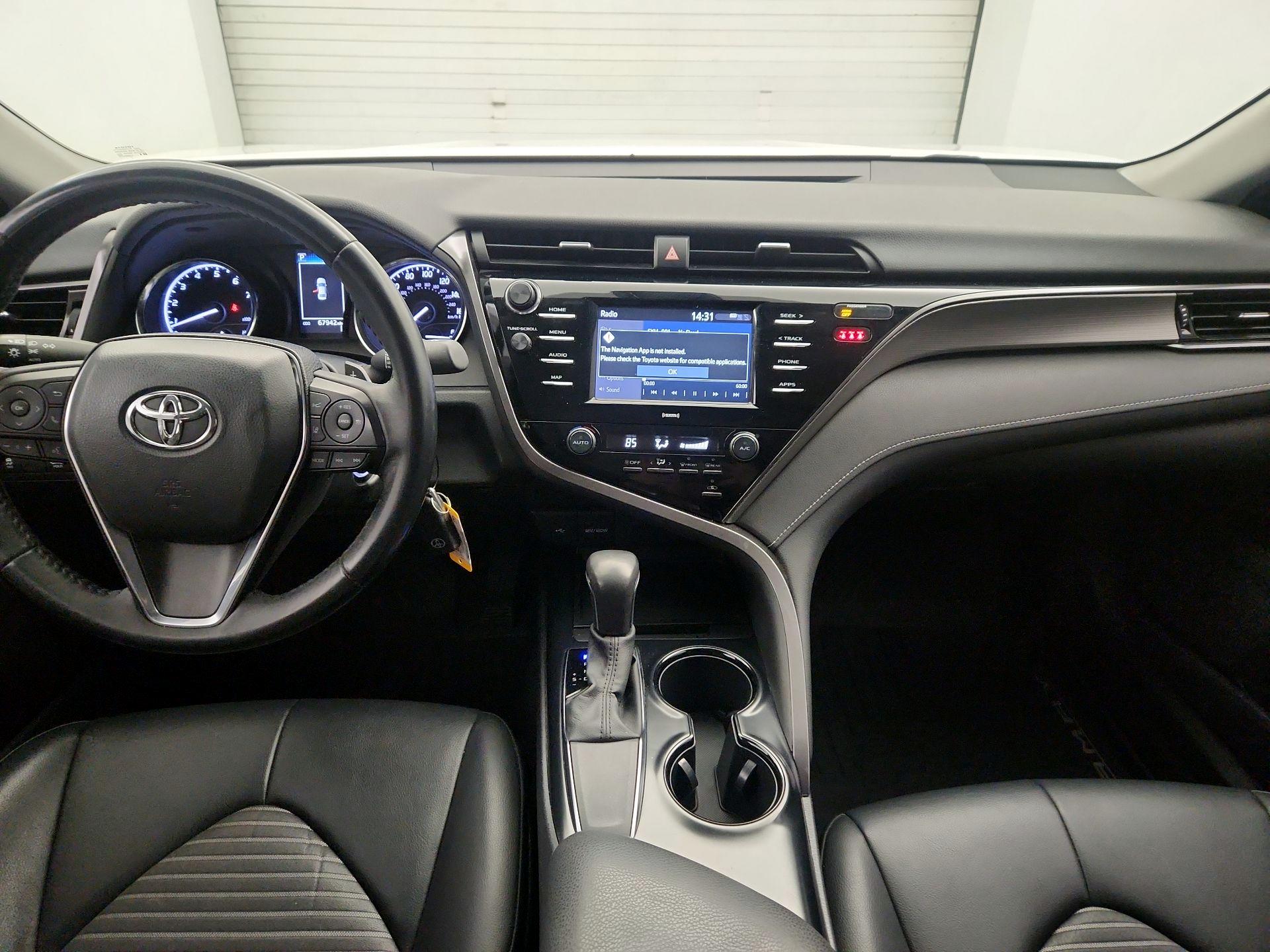 Thumbnail: 2020 Toyota Camry - 9