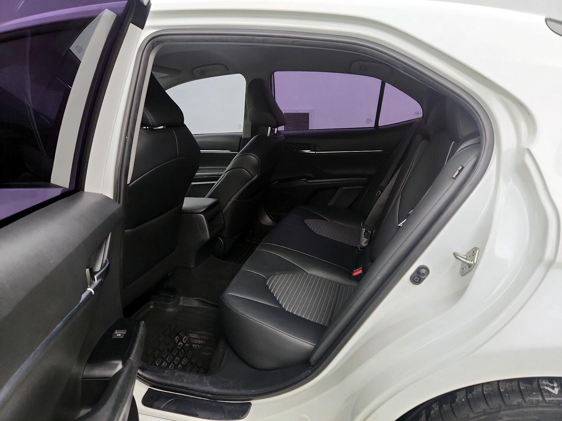 Thumbnail: 2020 Toyota Camry - 19