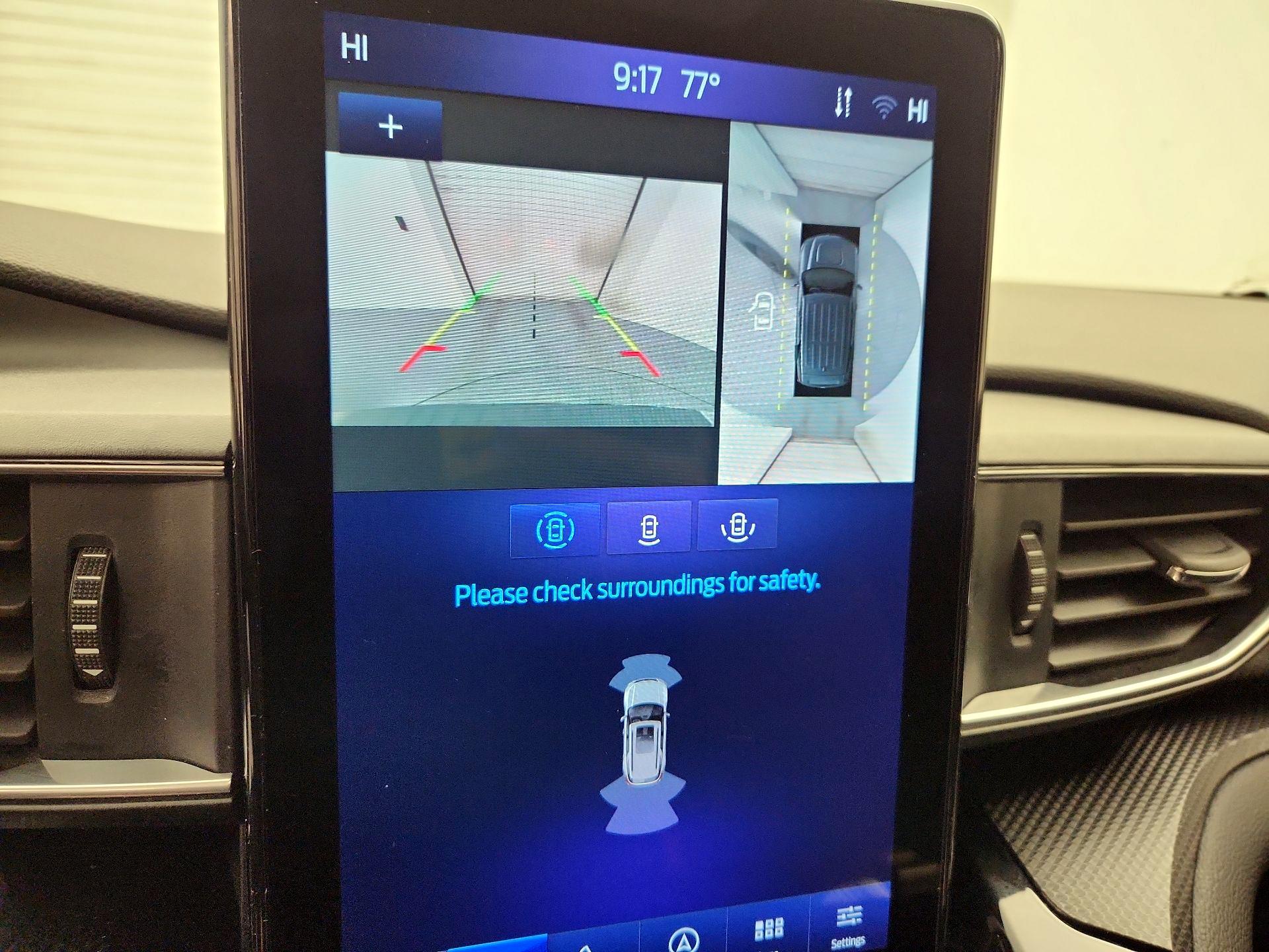 Thumbnail: 2022 Ford Explorer - 14