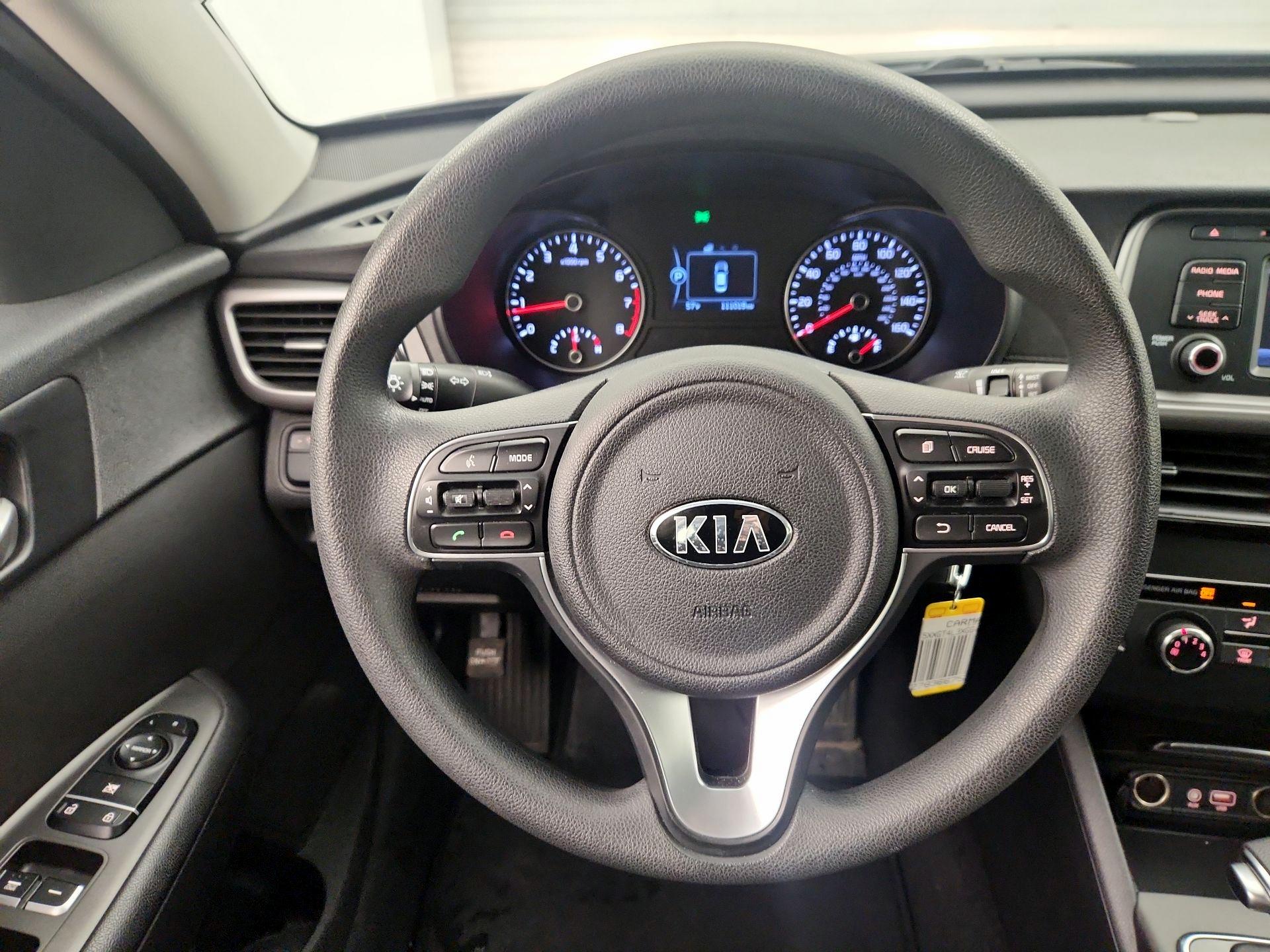 Thumbnail: 2016 Kia Optima - 10