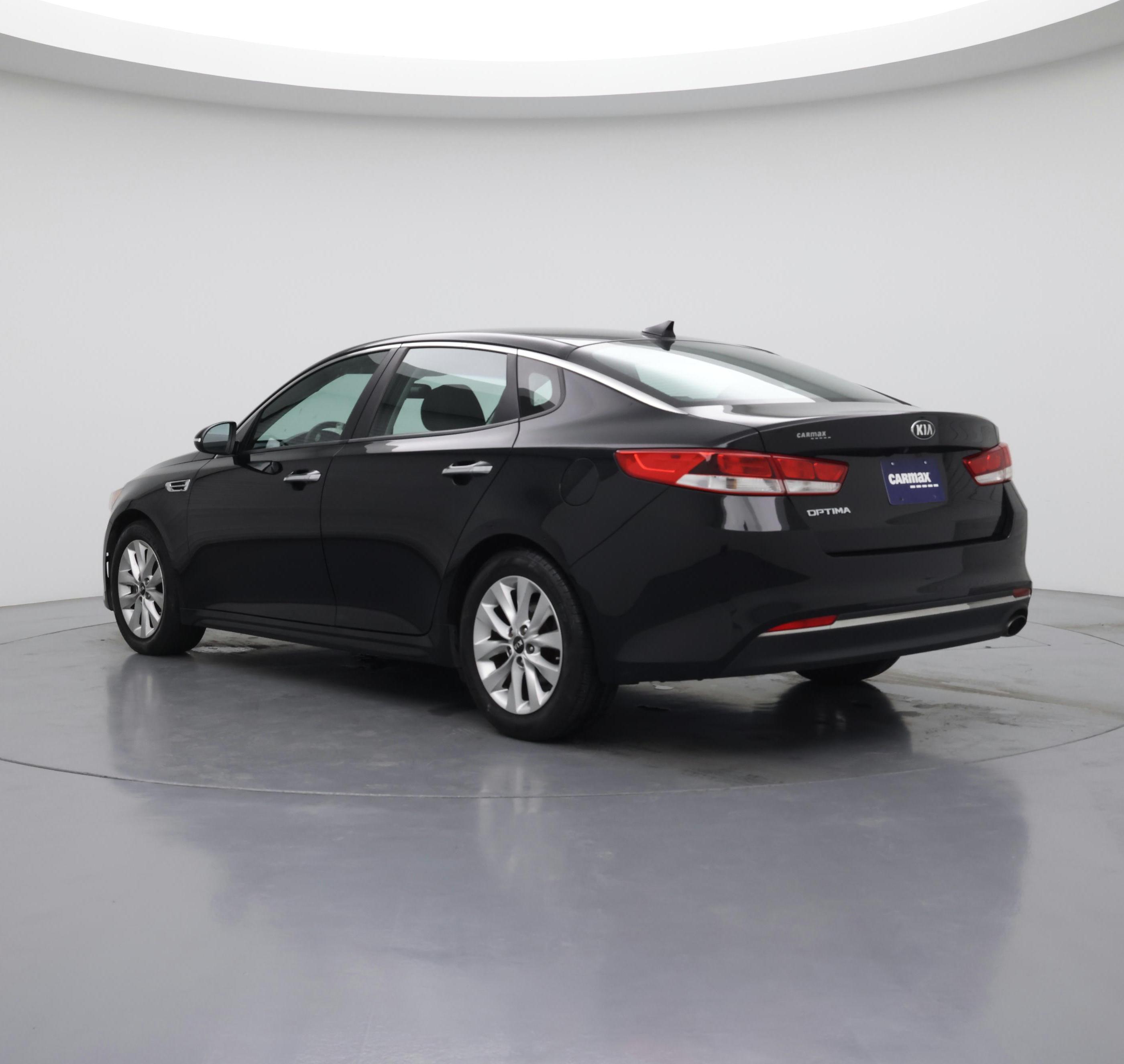 Thumbnail: 2016 Kia Optima - 2