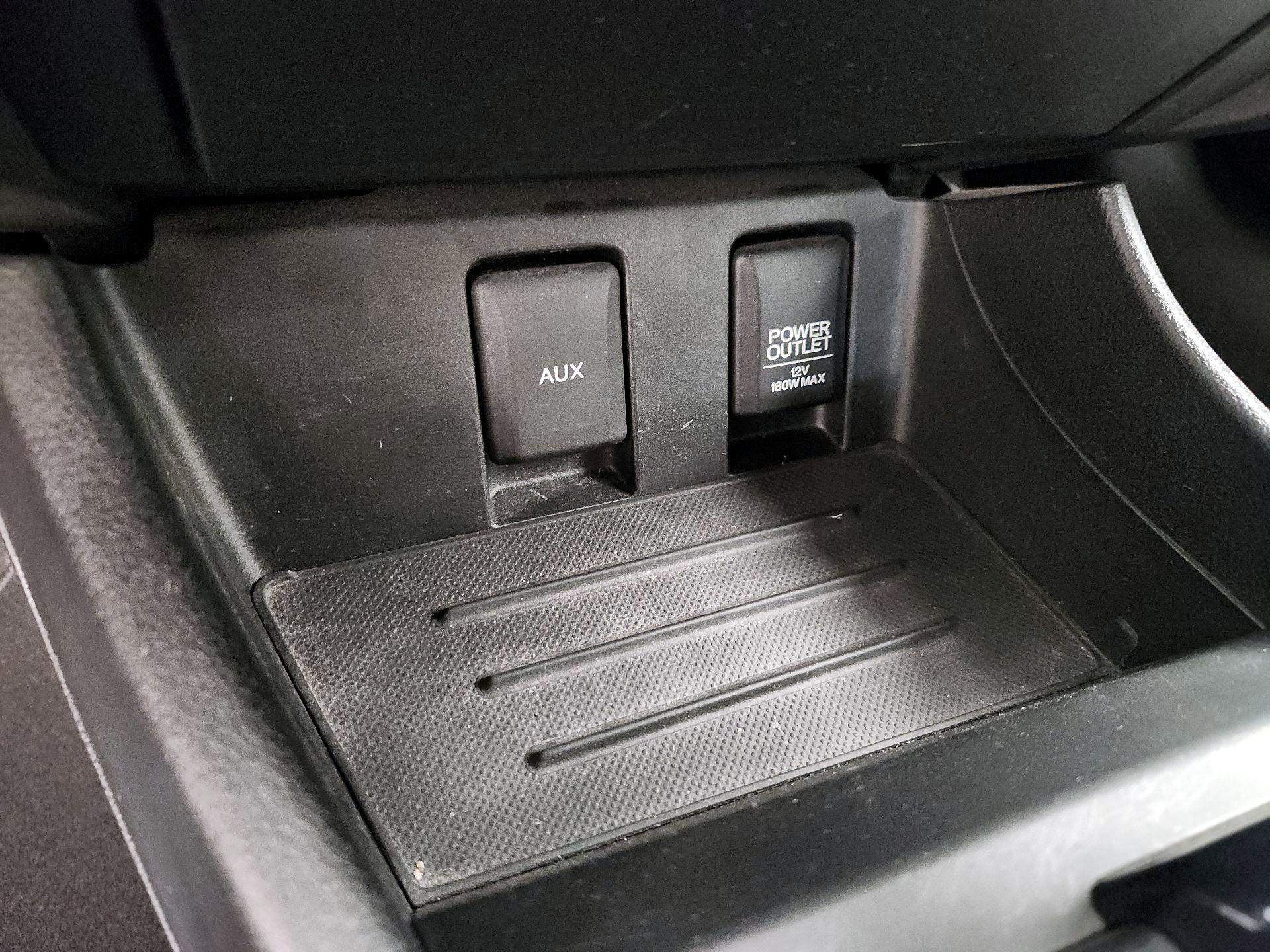 Thumbnail: 2015 Honda Civic - 18