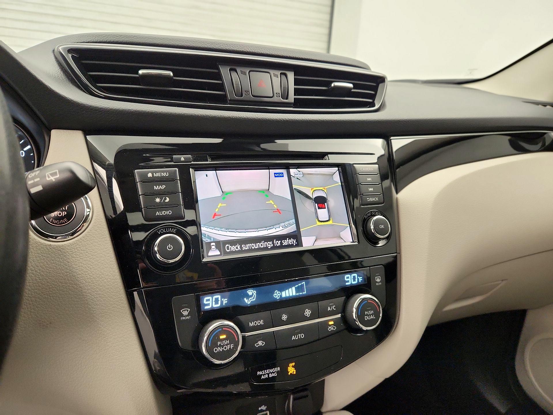 Thumbnail: 2019 Nissan Rogue Sport - 15