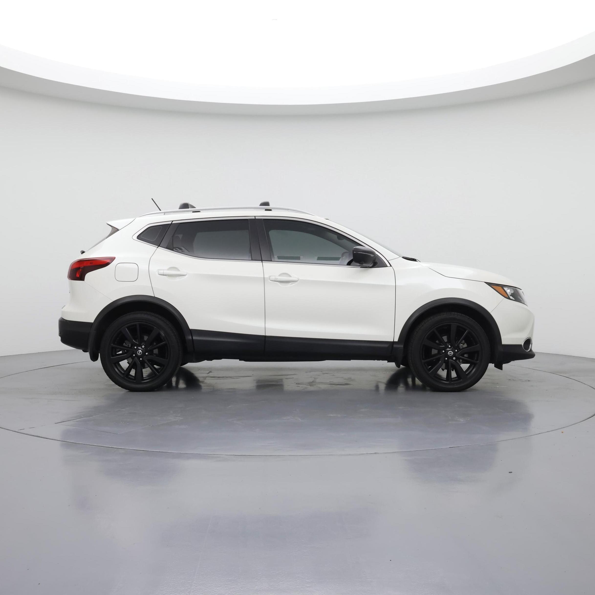 Thumbnail: 2019 Nissan Rogue Sport - 7