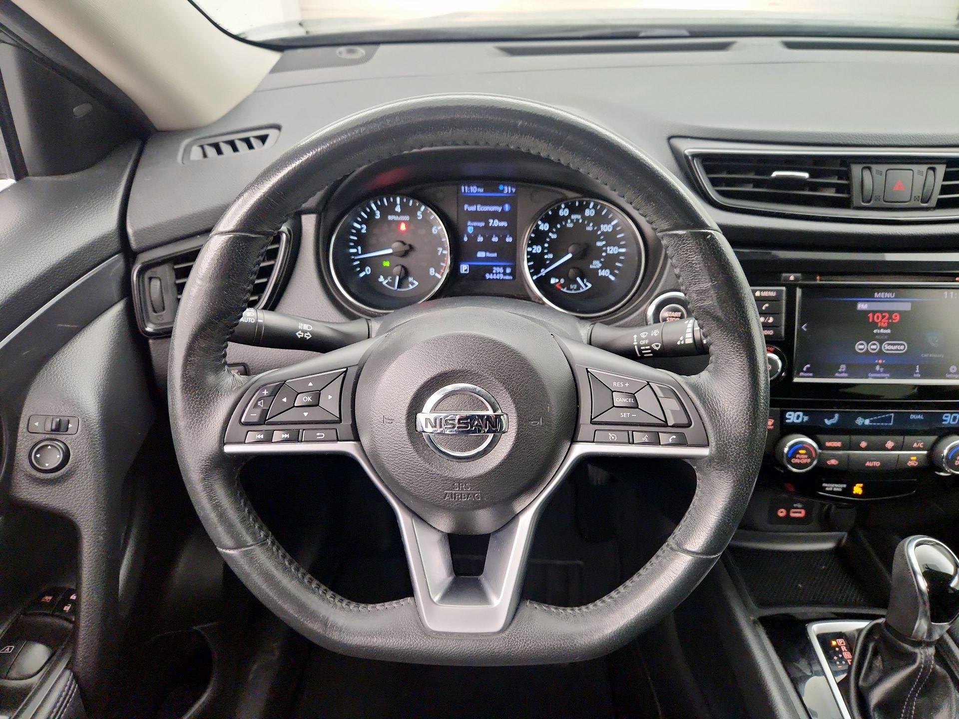 Thumbnail: 2018 Nissan Rogue - 10