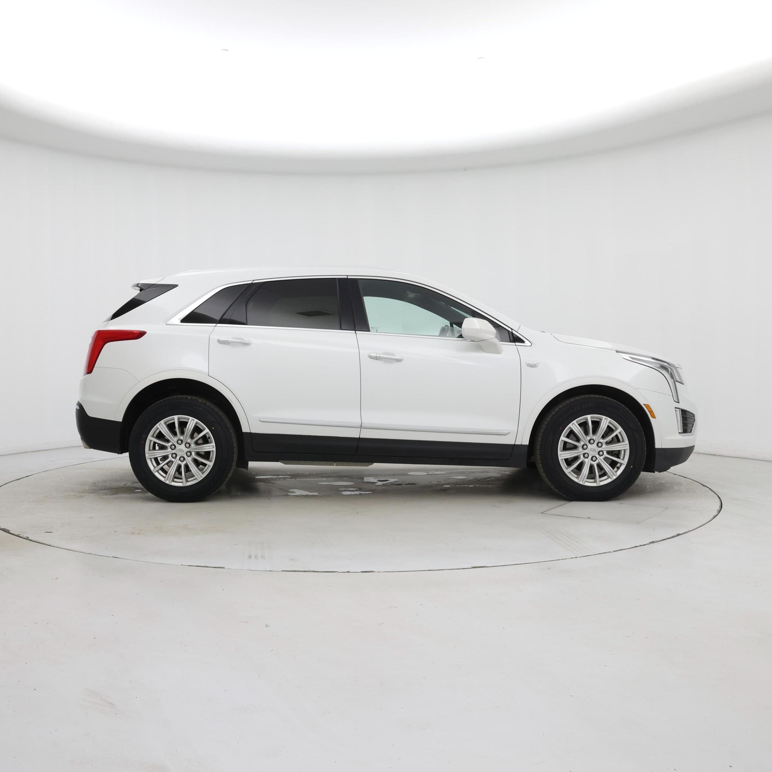 Thumbnail: 2019 Cadillac XT5 - 7