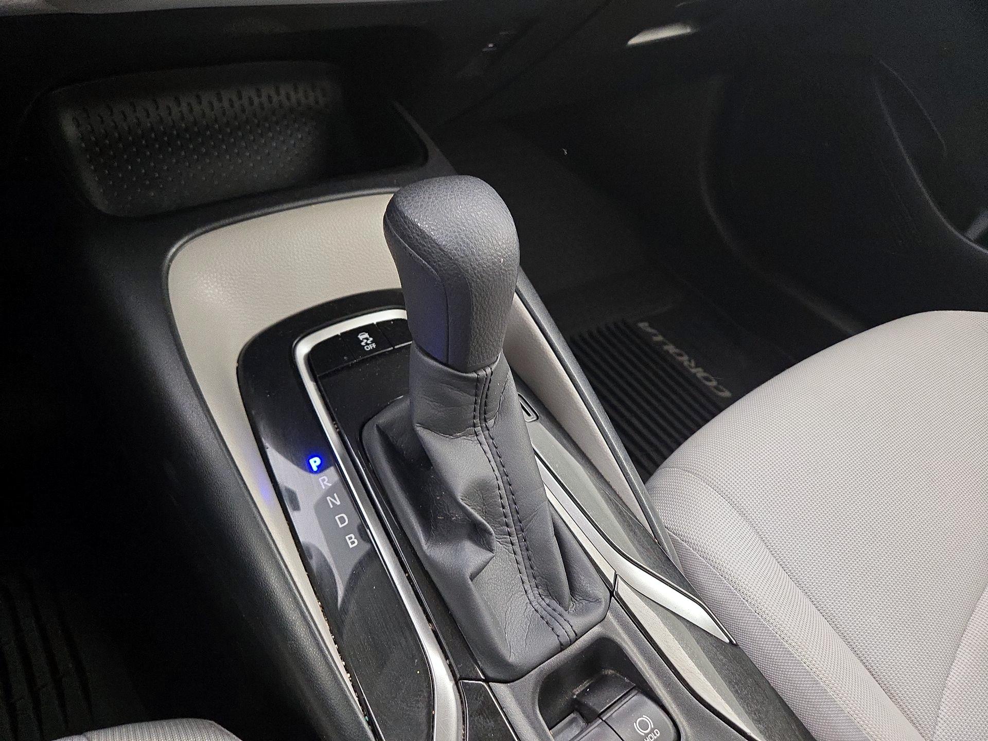 Thumbnail: 2021 Toyota Corolla - 17