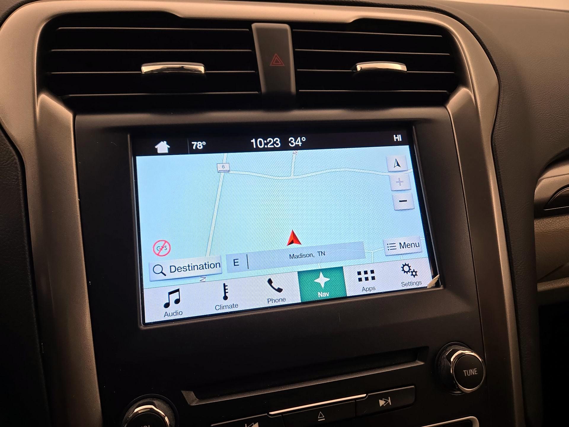 Thumbnail: 2017 Ford Fusion - 14