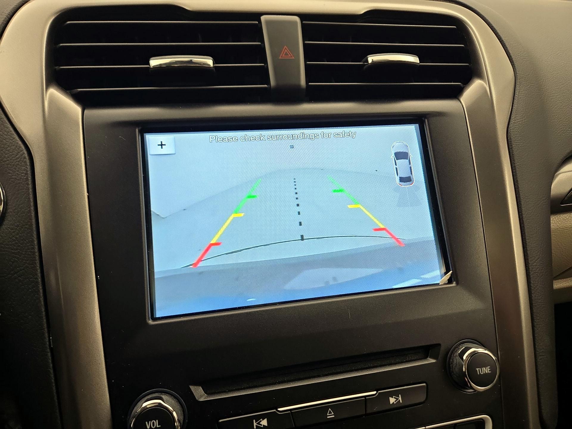 Thumbnail: 2017 Ford Fusion - 15