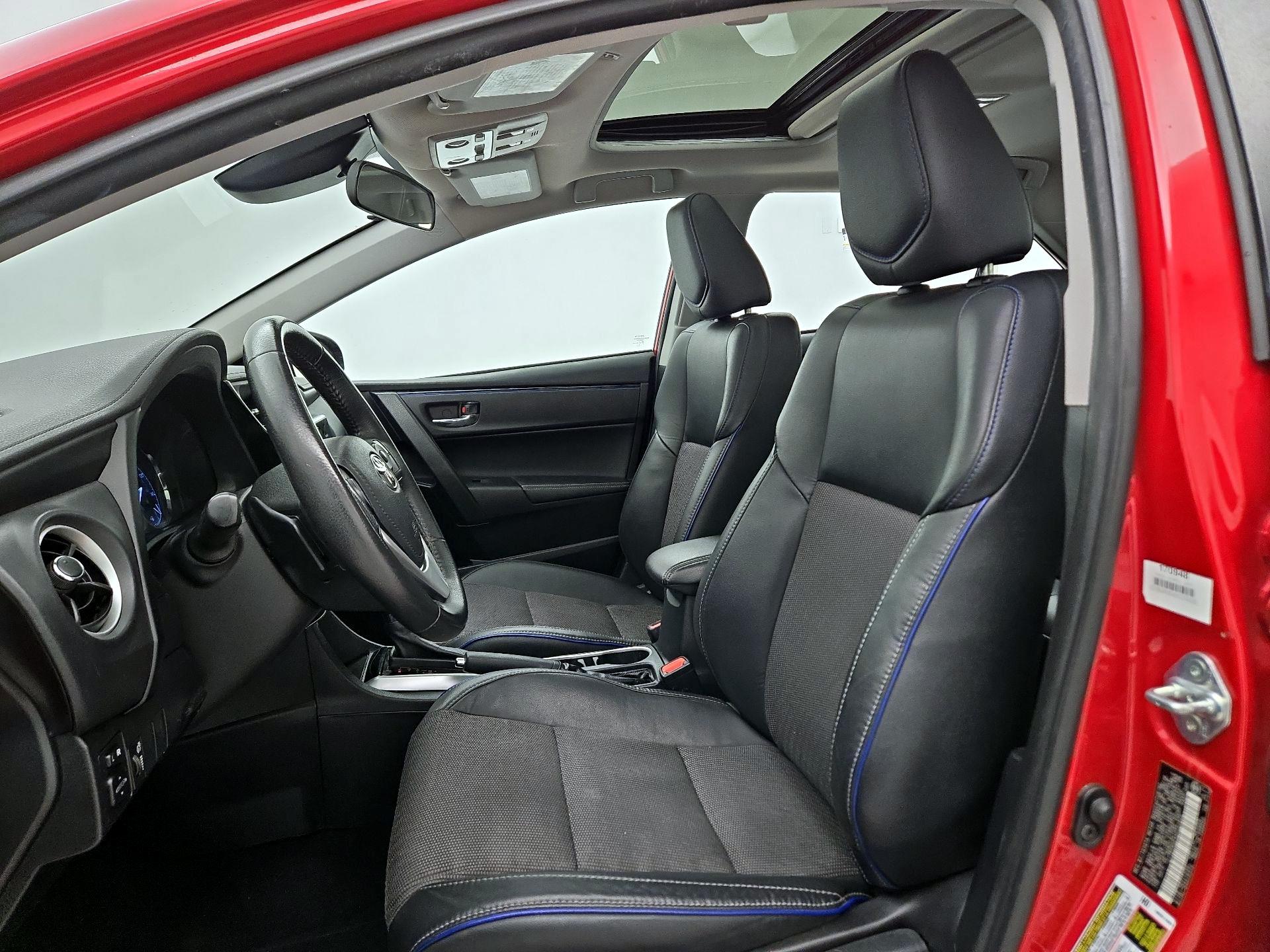 Thumbnail: 2017 Toyota Corolla - 11