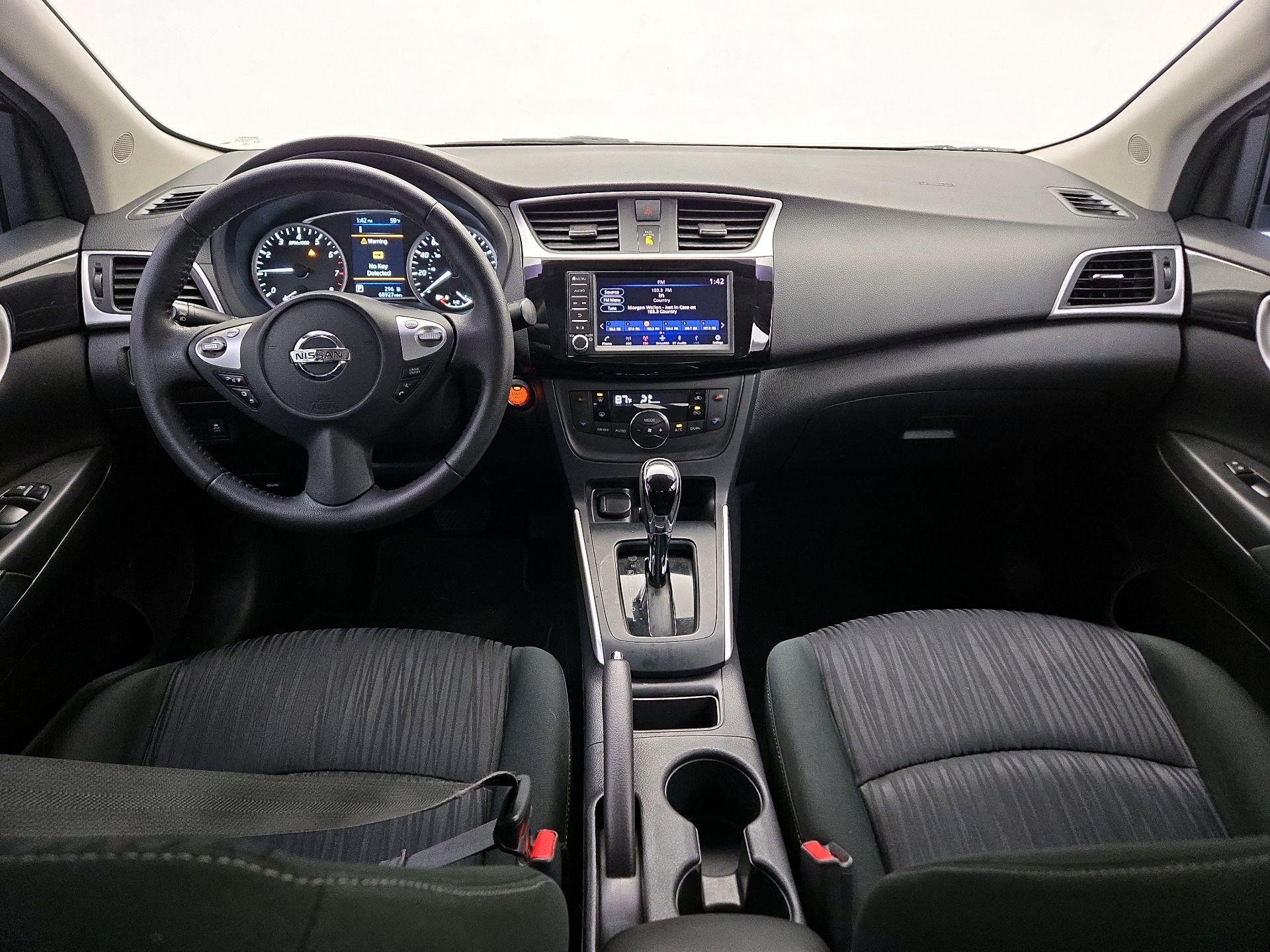 Thumbnail: 2019 Nissan Sentra - 9