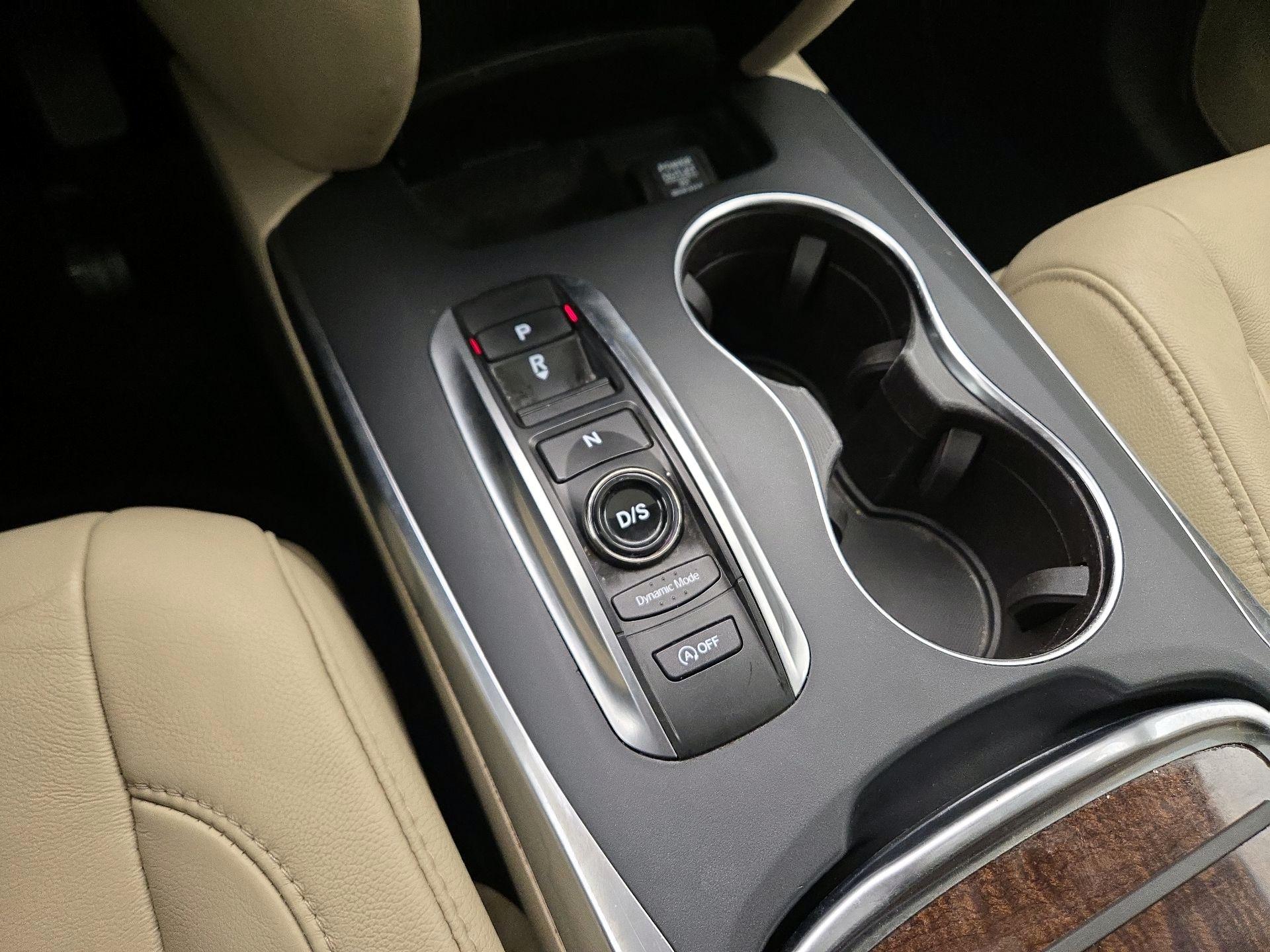 Thumbnail: 2019 Acura MDX - 17