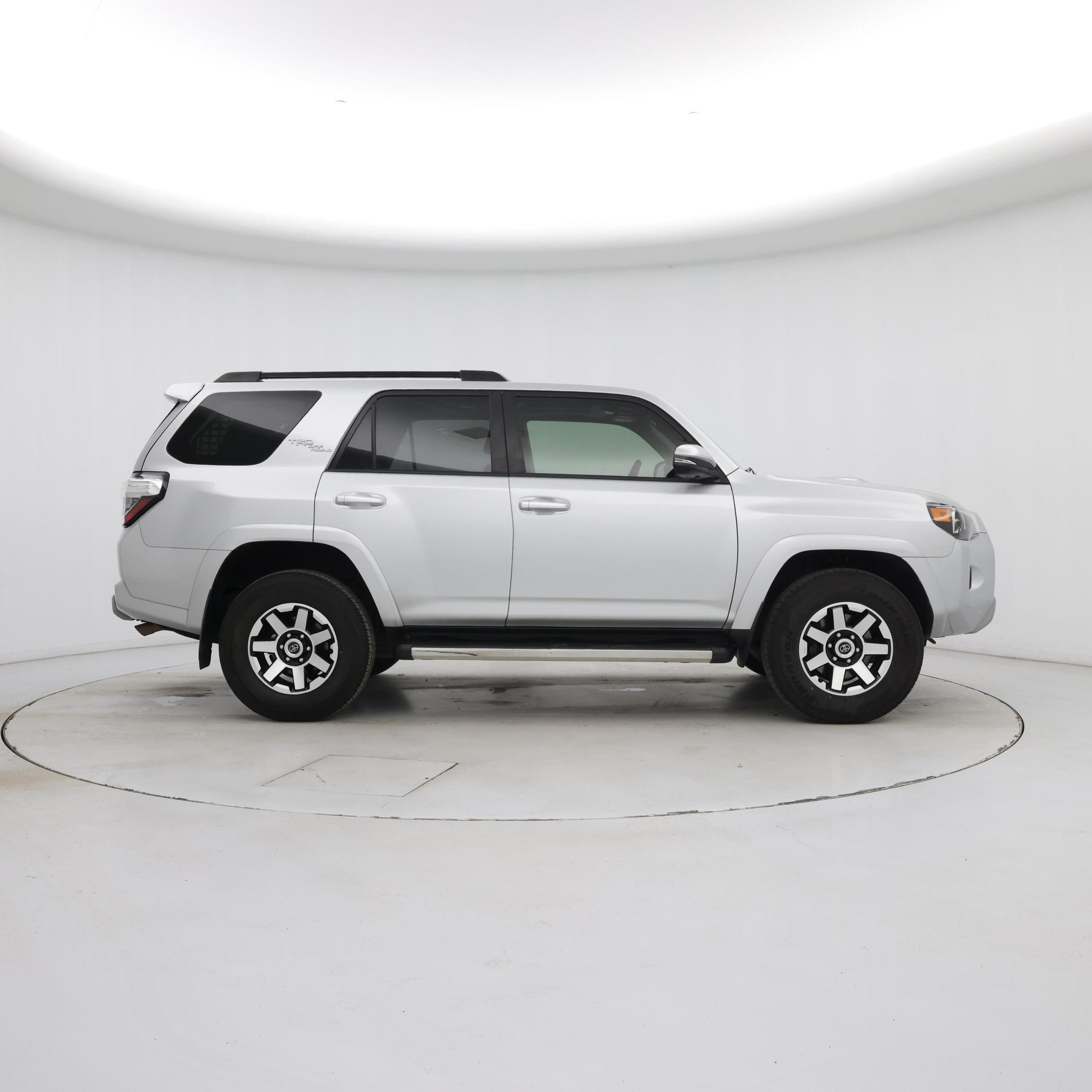 Thumbnail: 2021 Toyota 4Runner - 7