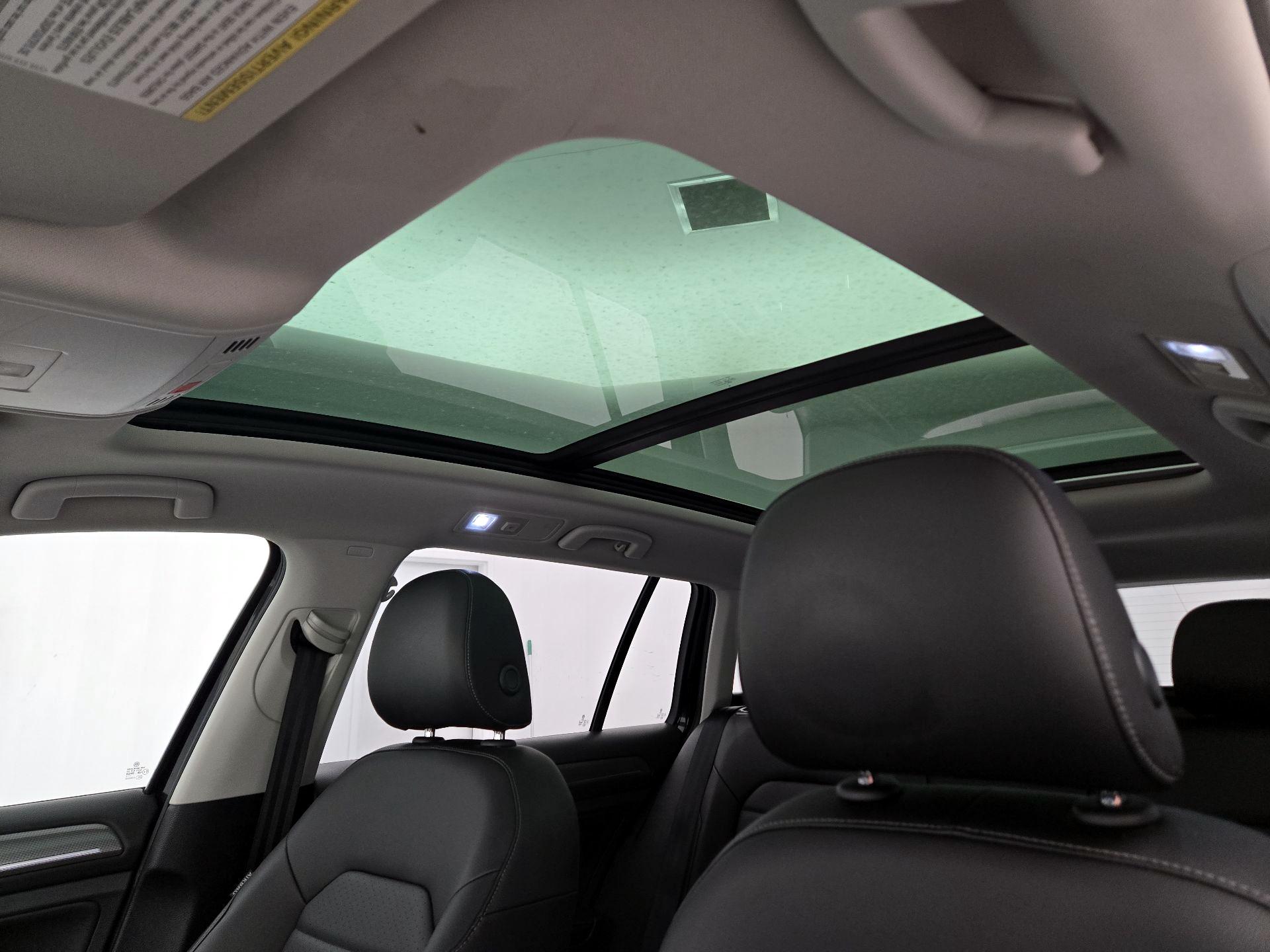 Thumbnail: 2017 Volkswagen Golf - 19