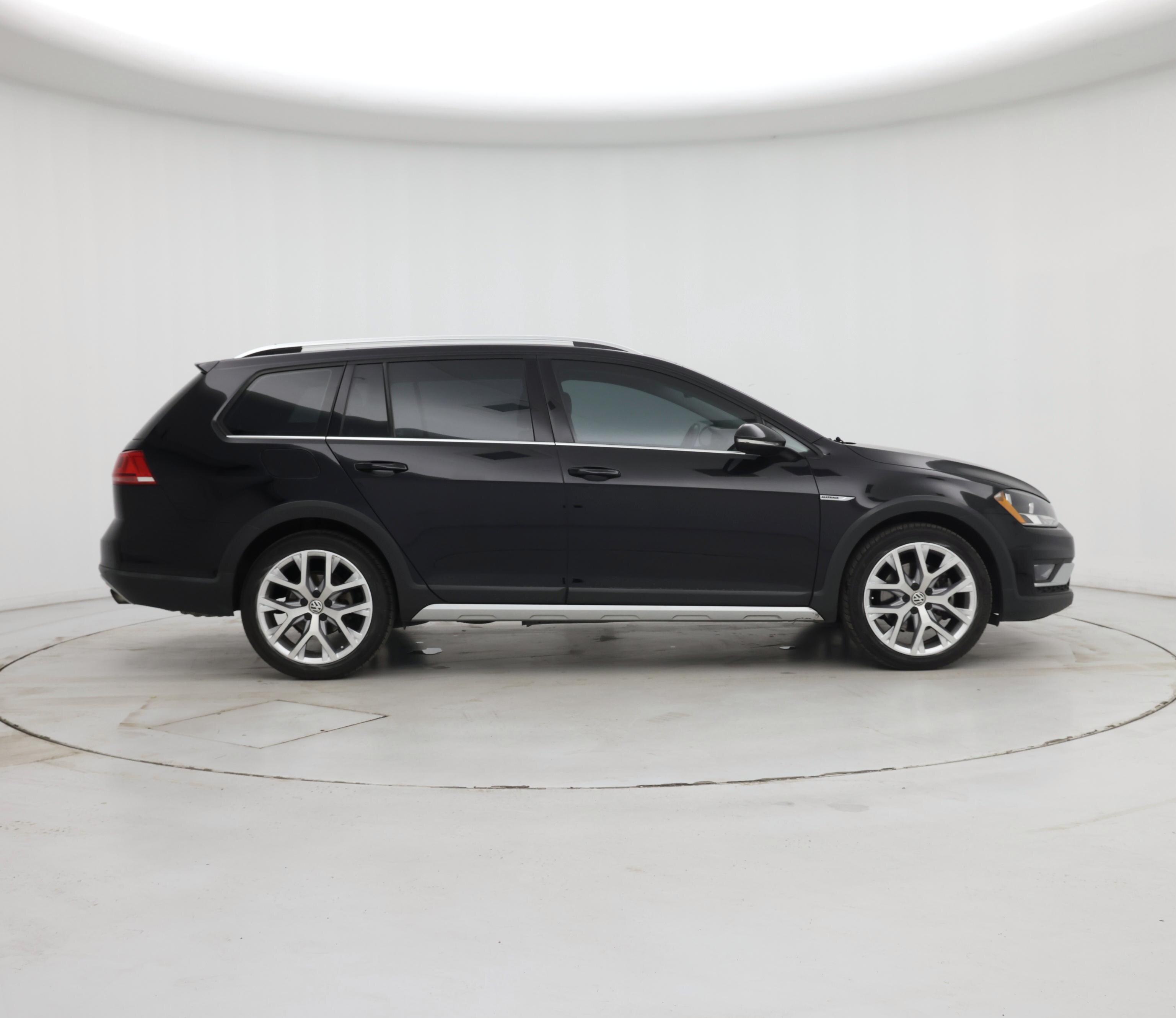 Thumbnail: 2017 Volkswagen Golf - 7