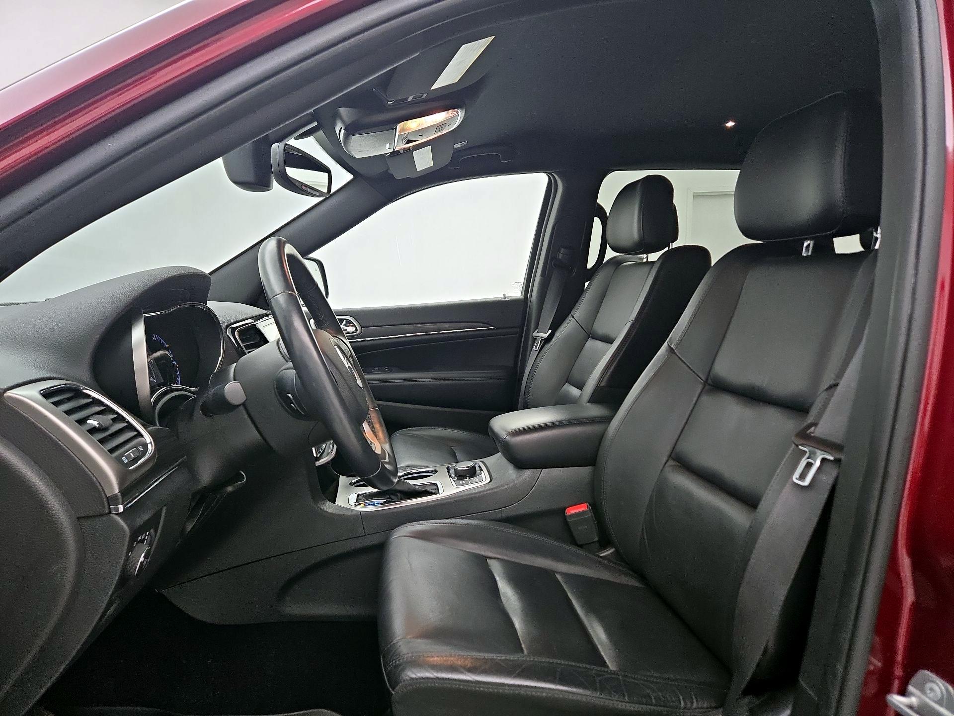 Thumbnail: 2019 Jeep Grand Cherokee - 11