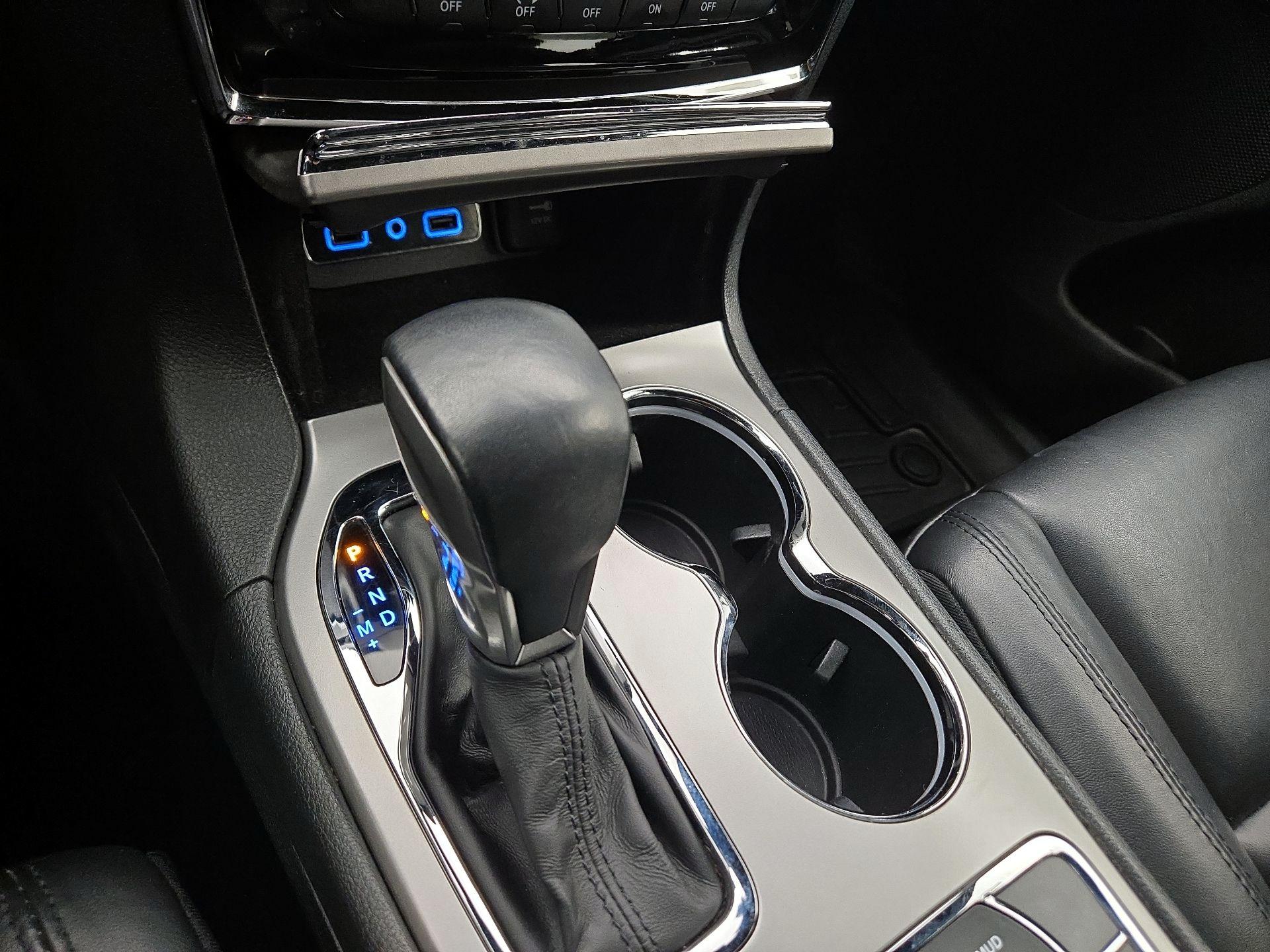 Thumbnail: 2019 Jeep Grand Cherokee - 17