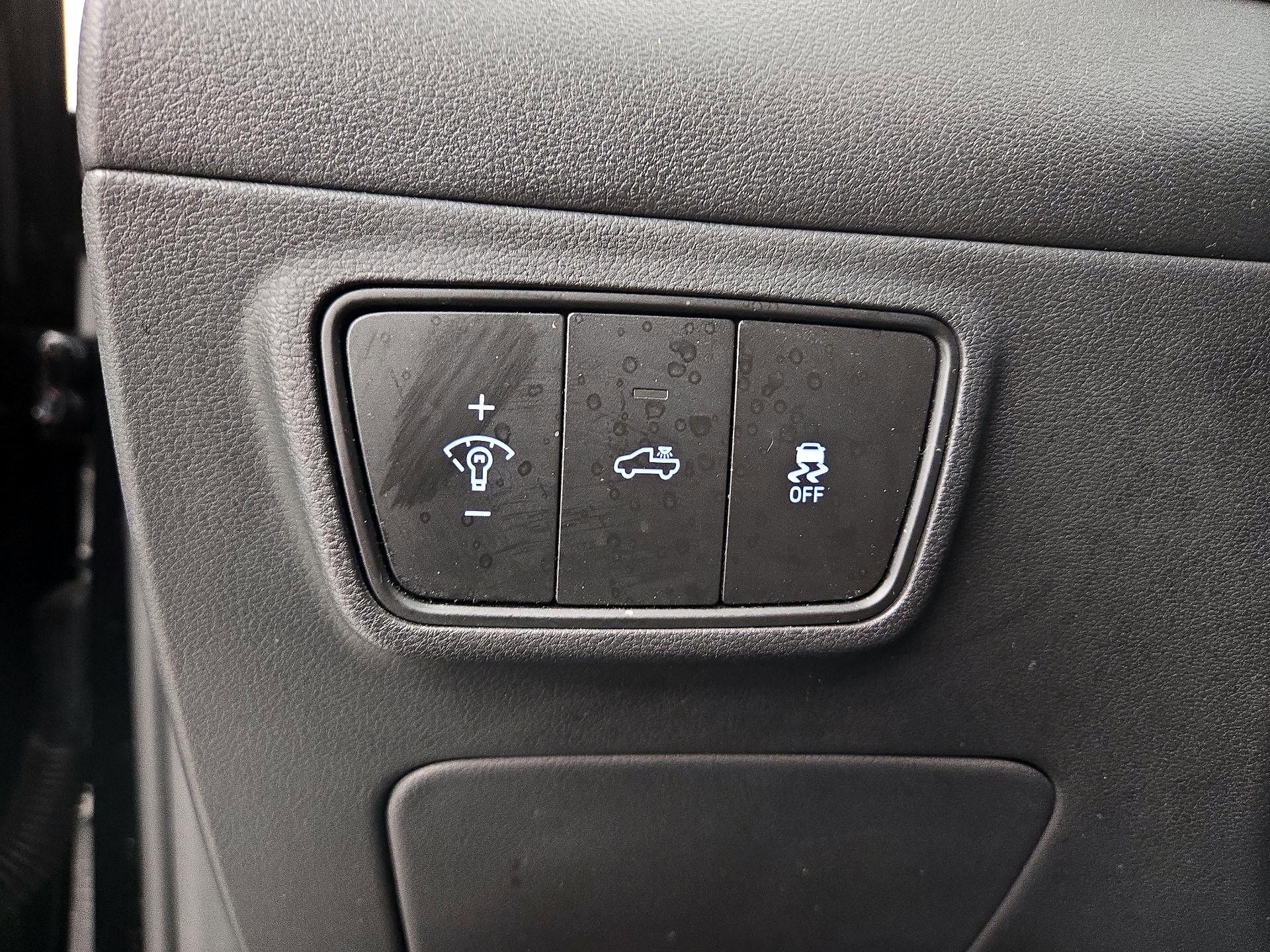 Thumbnail: 2023 Hyundai Santa Cruz - 13