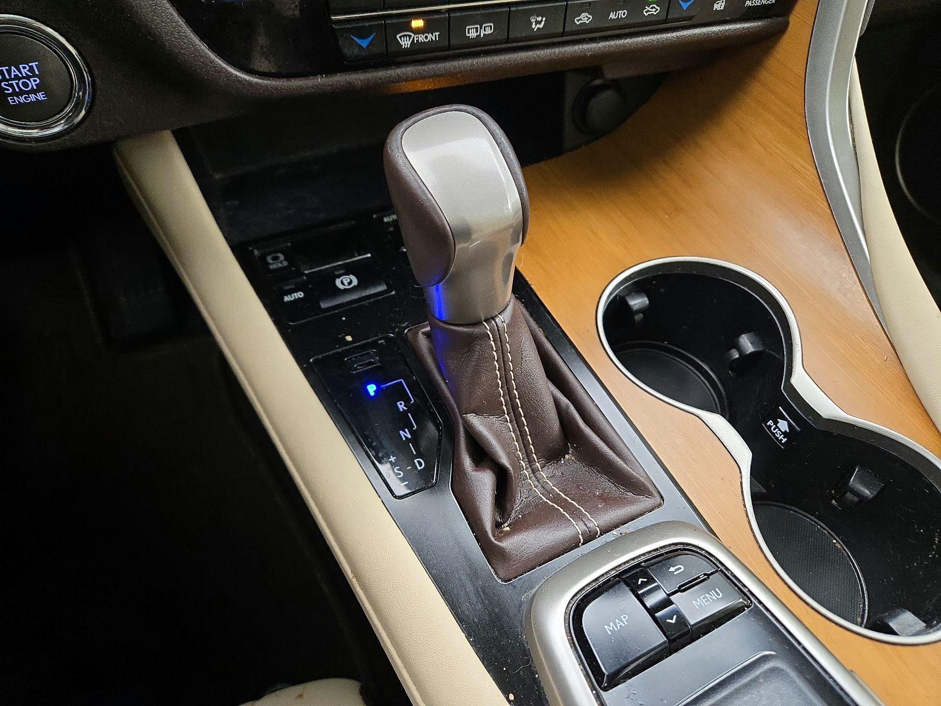 Thumbnail: 2019 Lexus RX - 18