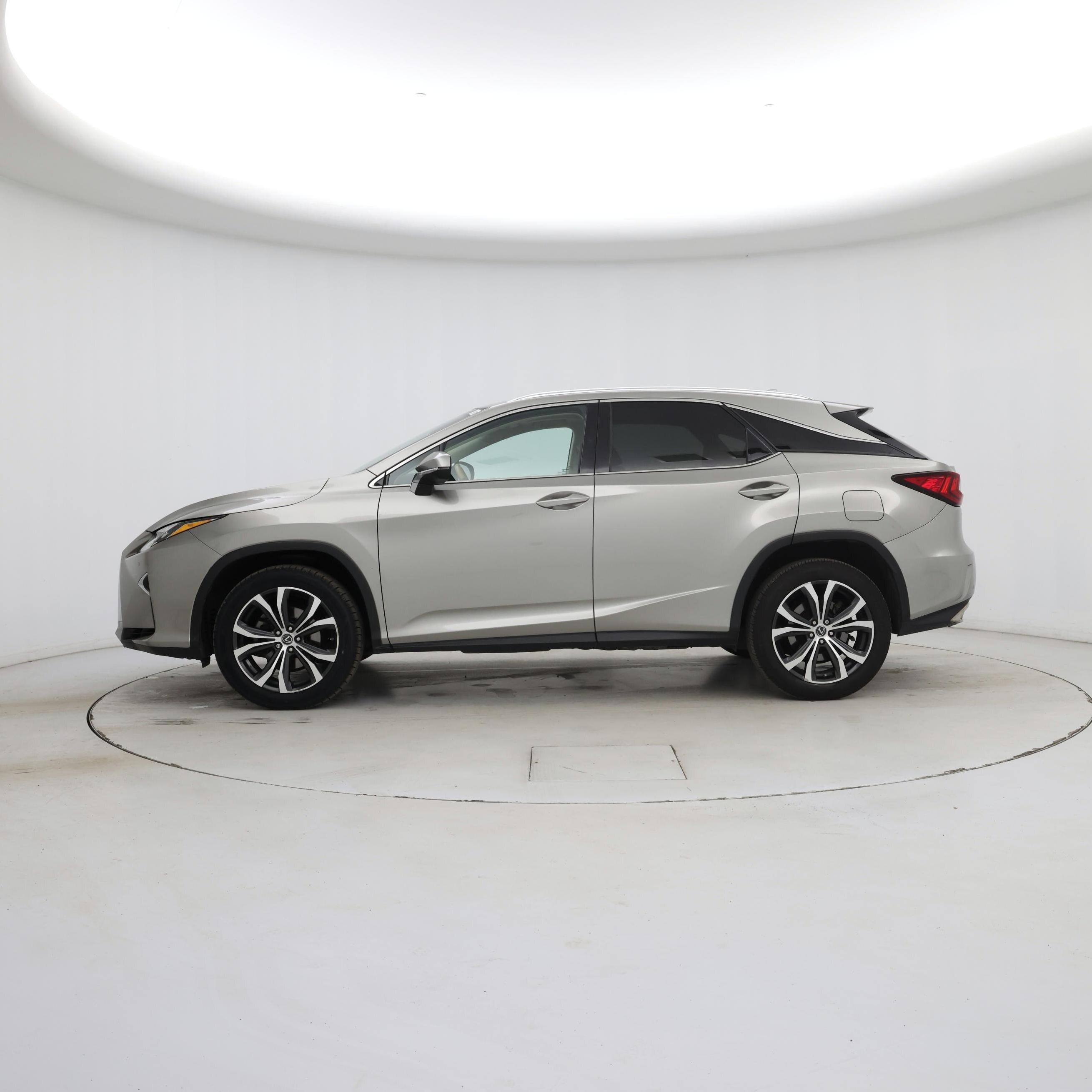 Thumbnail: 2019 Lexus RX - 3