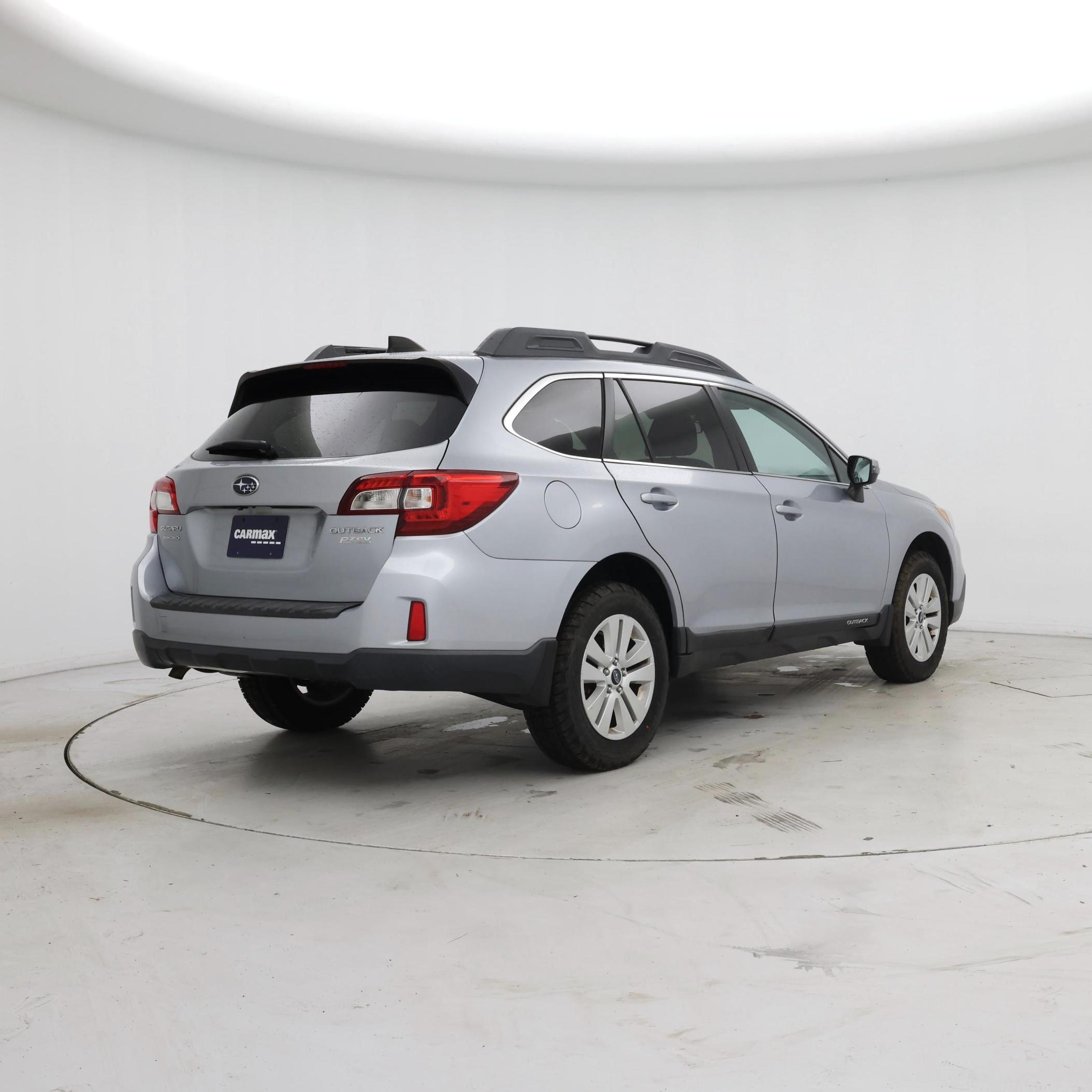 Thumbnail: 2016 Subaru Outback - 8