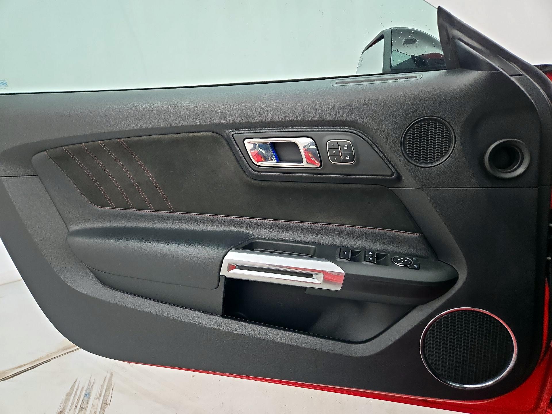 Thumbnail: 2017 Ford Mustang - 12