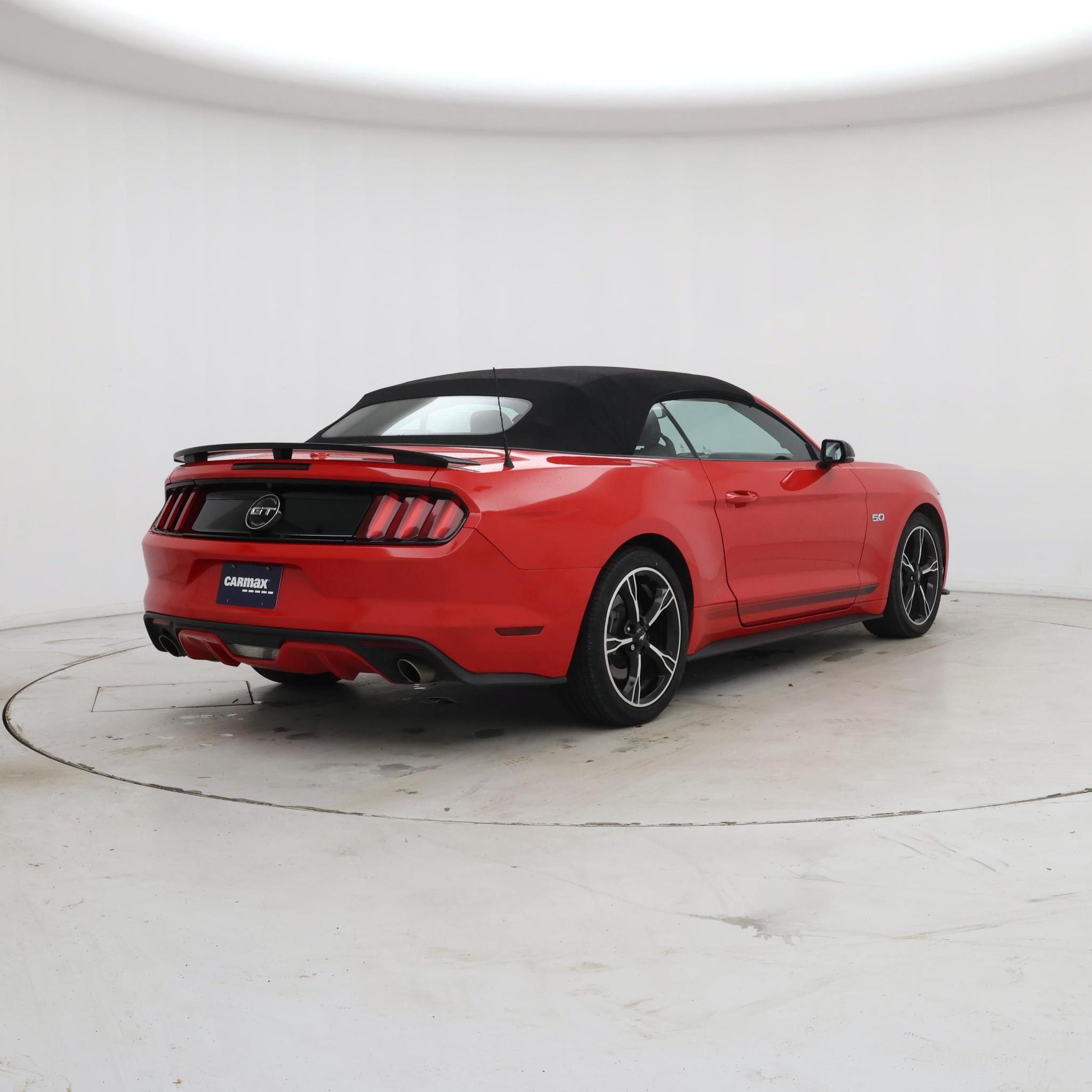 Thumbnail: 2017 Ford Mustang - 8