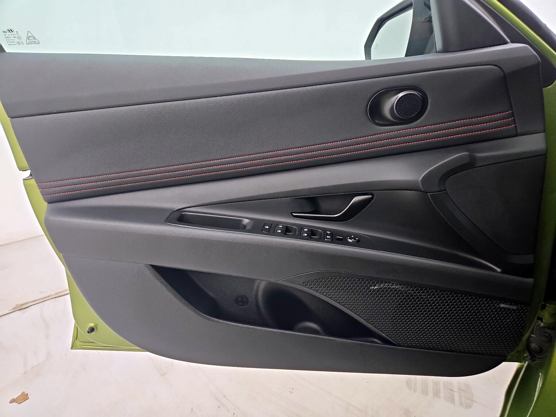 Thumbnail: 2024 Hyundai Elantra - 12