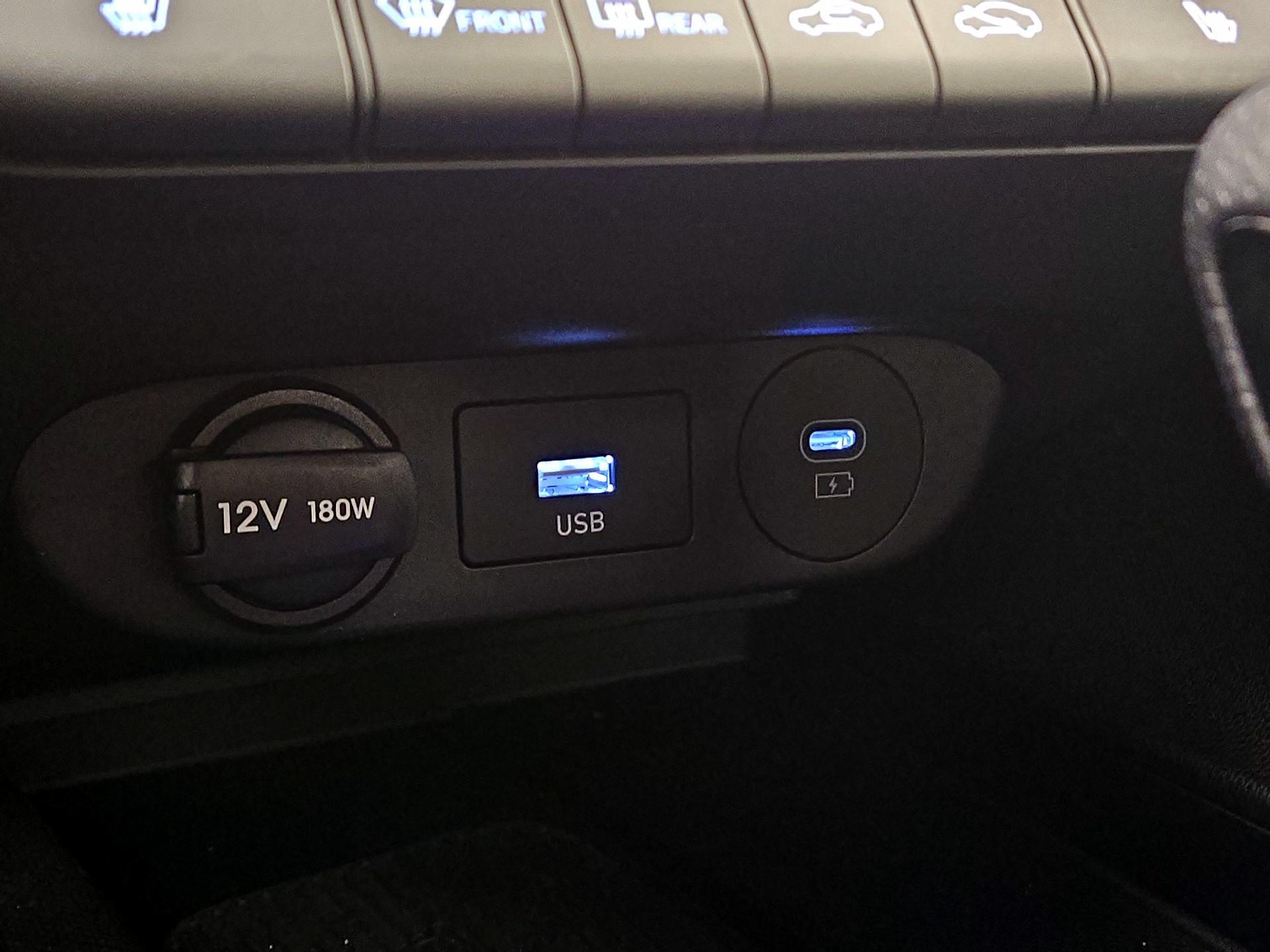 Thumbnail: 2024 Hyundai Elantra - 19