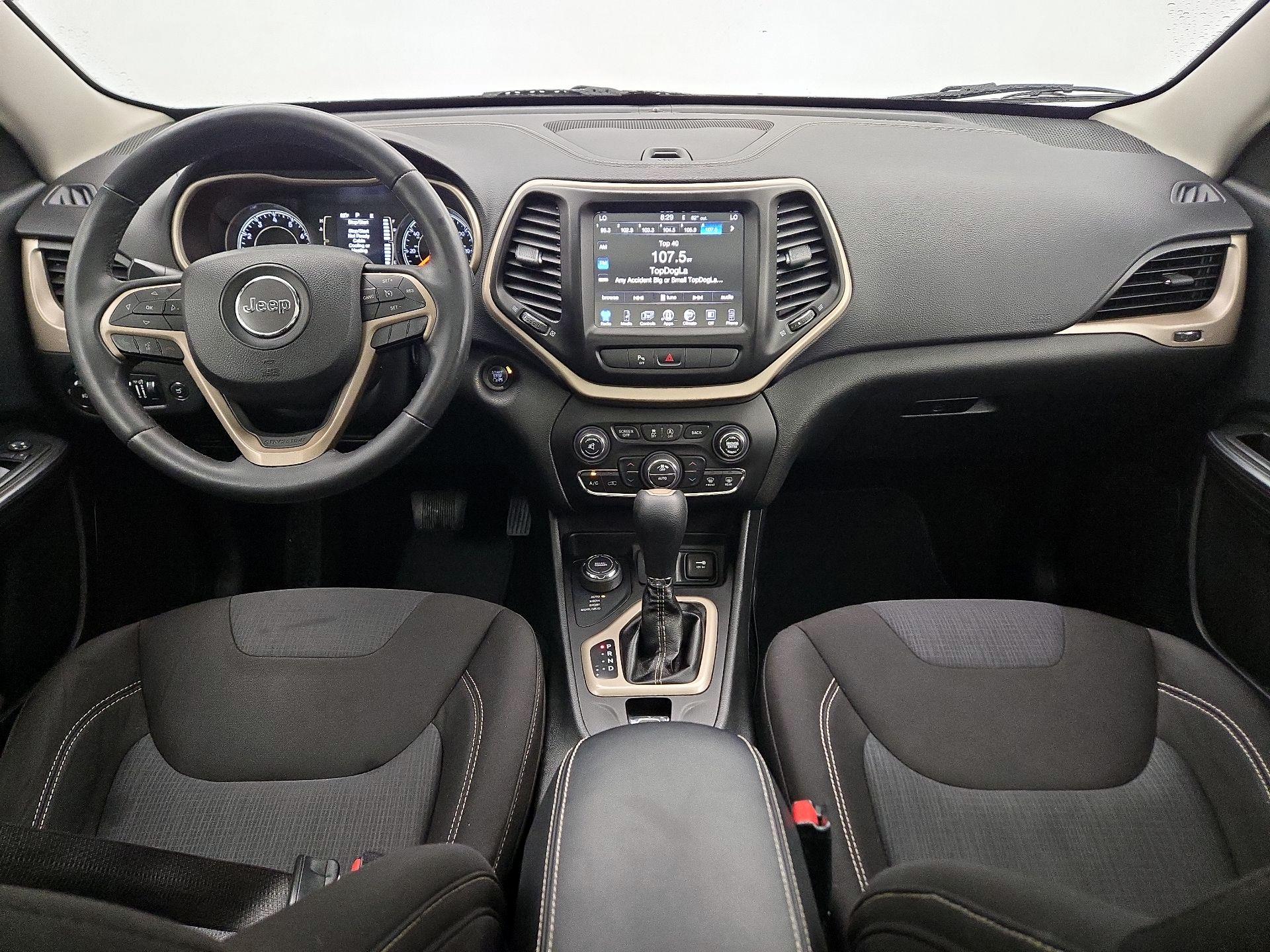 Thumbnail: 2015 Jeep Cherokee - 9