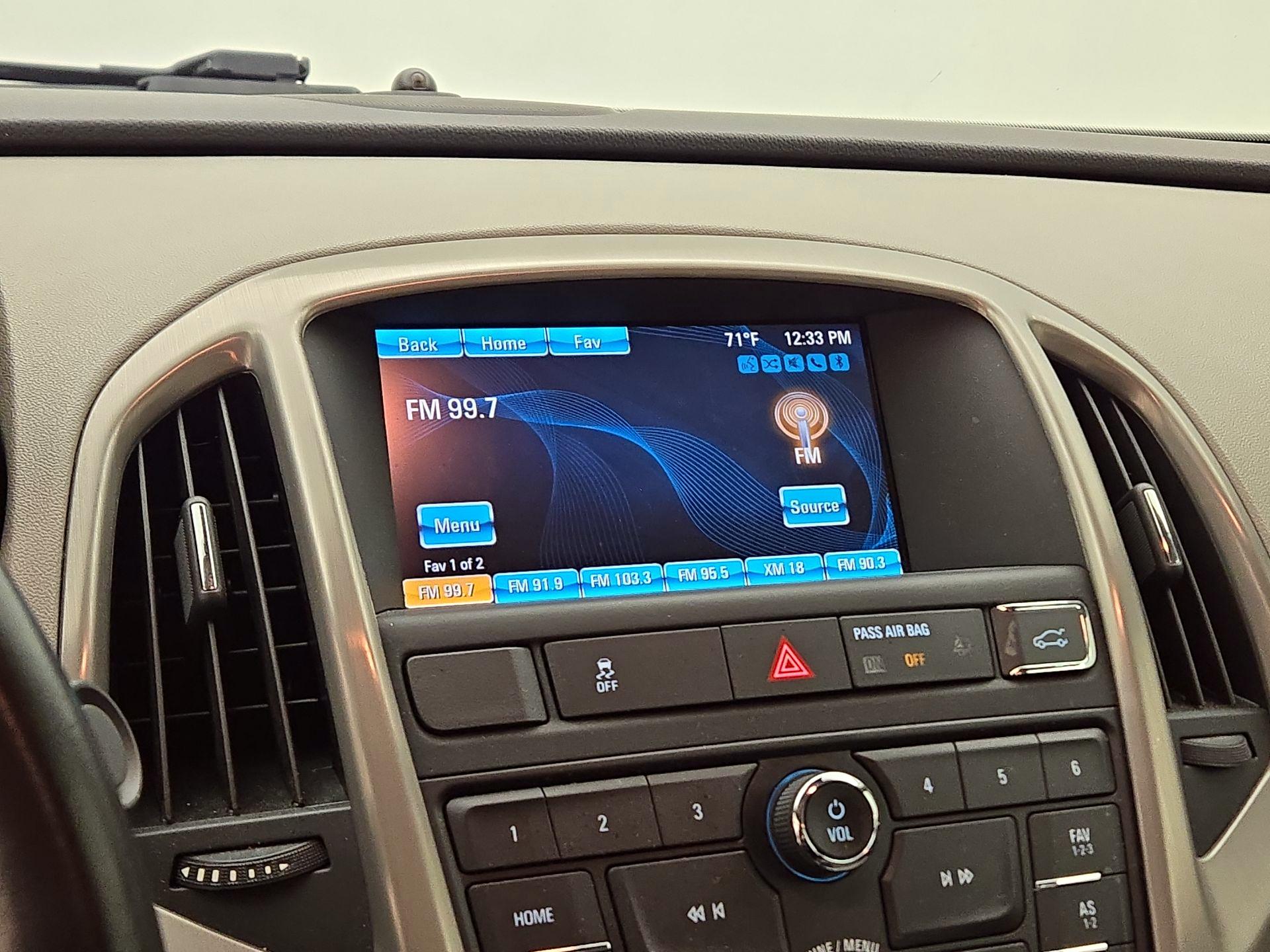 Thumbnail: 2016 Buick Verano - 15