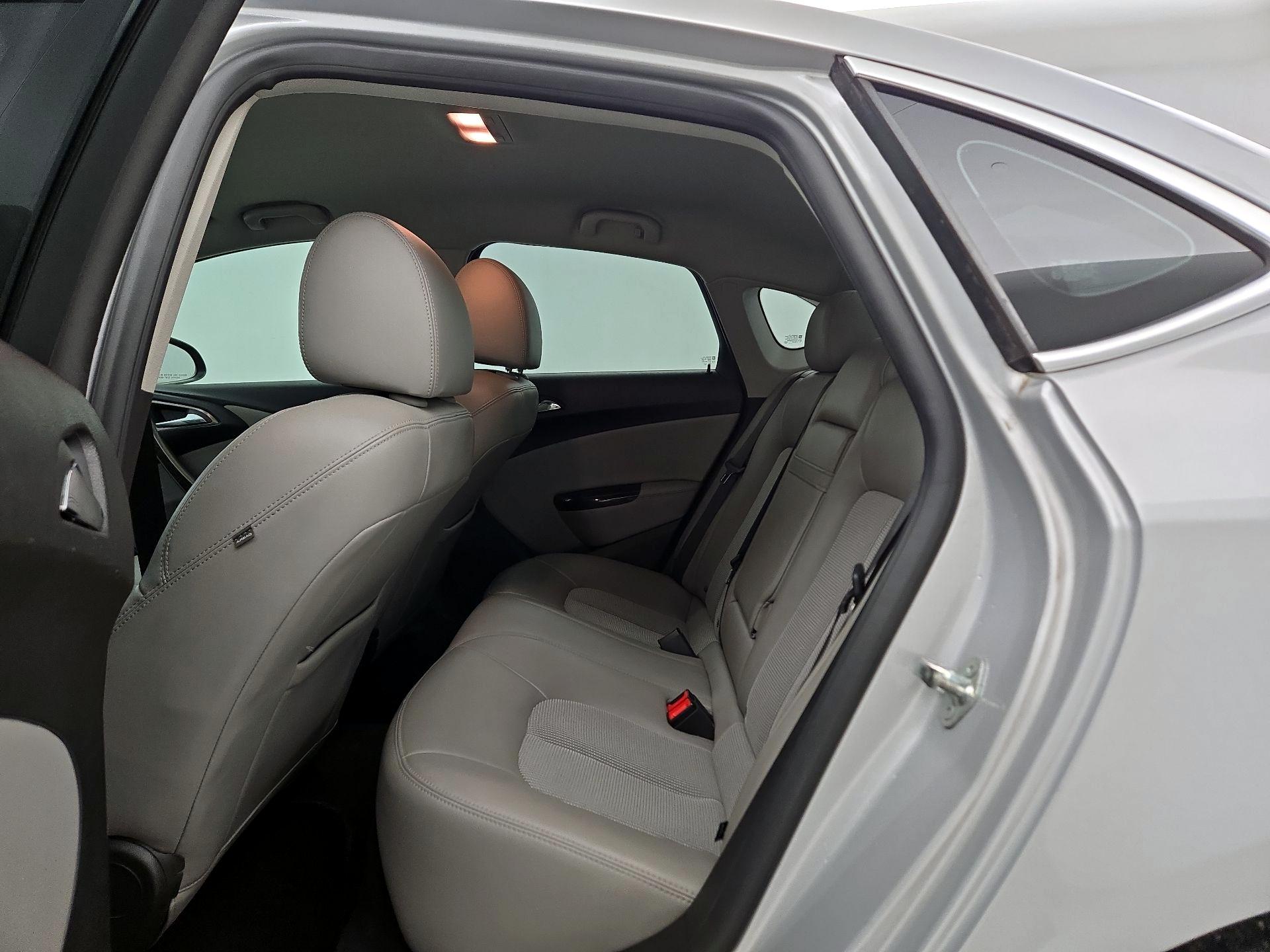 Thumbnail: 2016 Buick Verano - 19