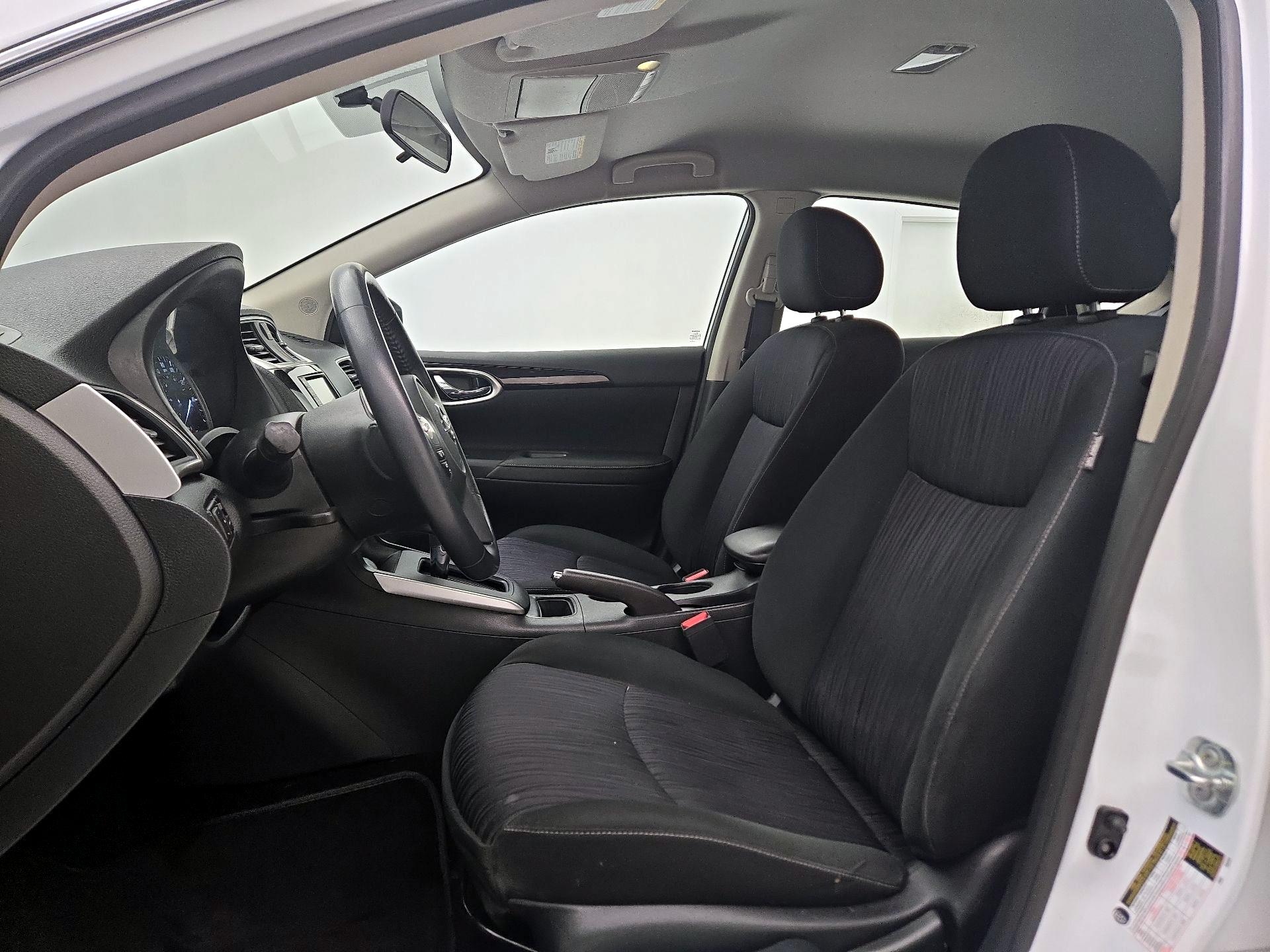 Thumbnail: 2019 Nissan Sentra - 11