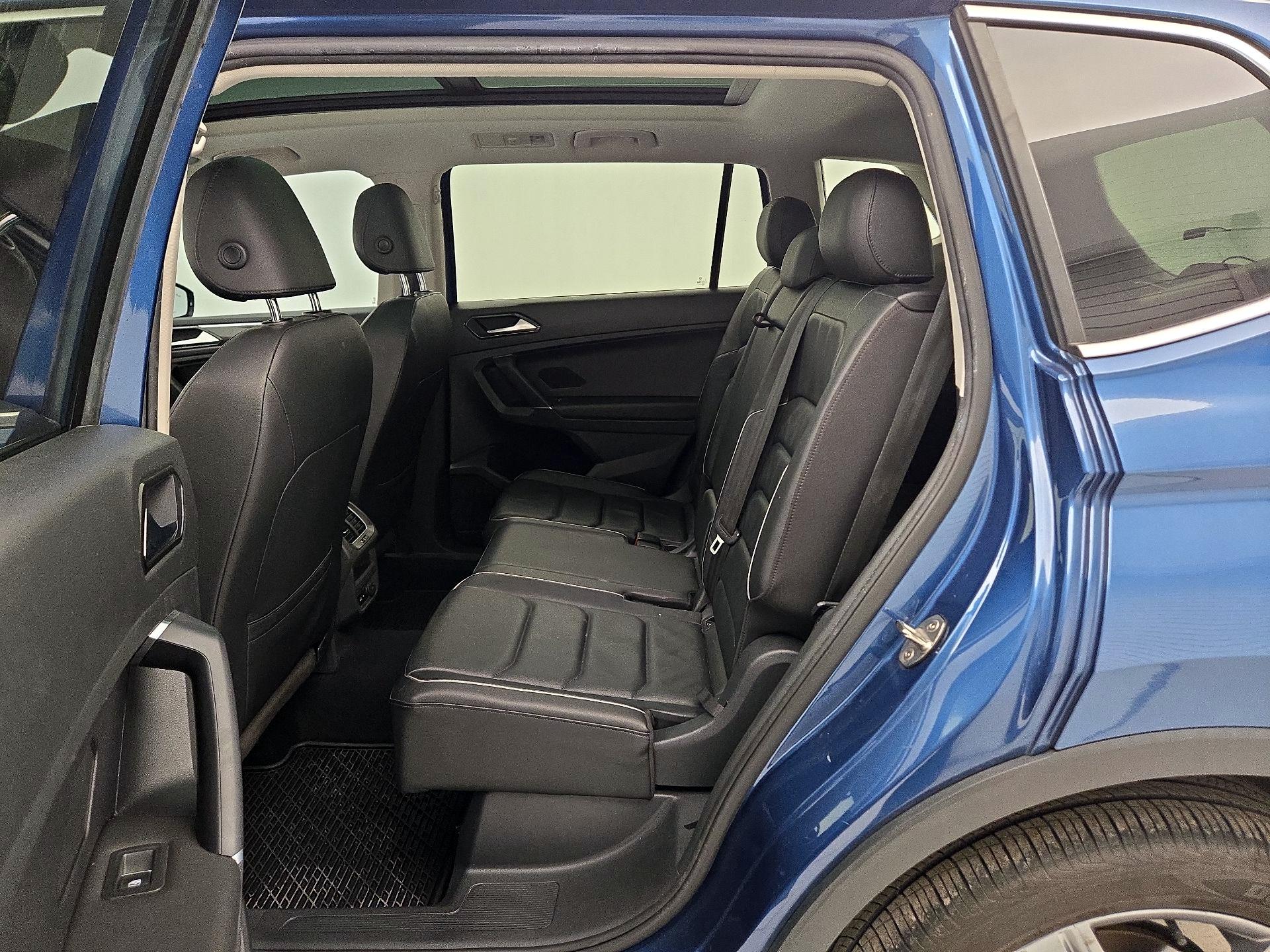 Thumbnail: 2018 Volkswagen Tiguan - 20