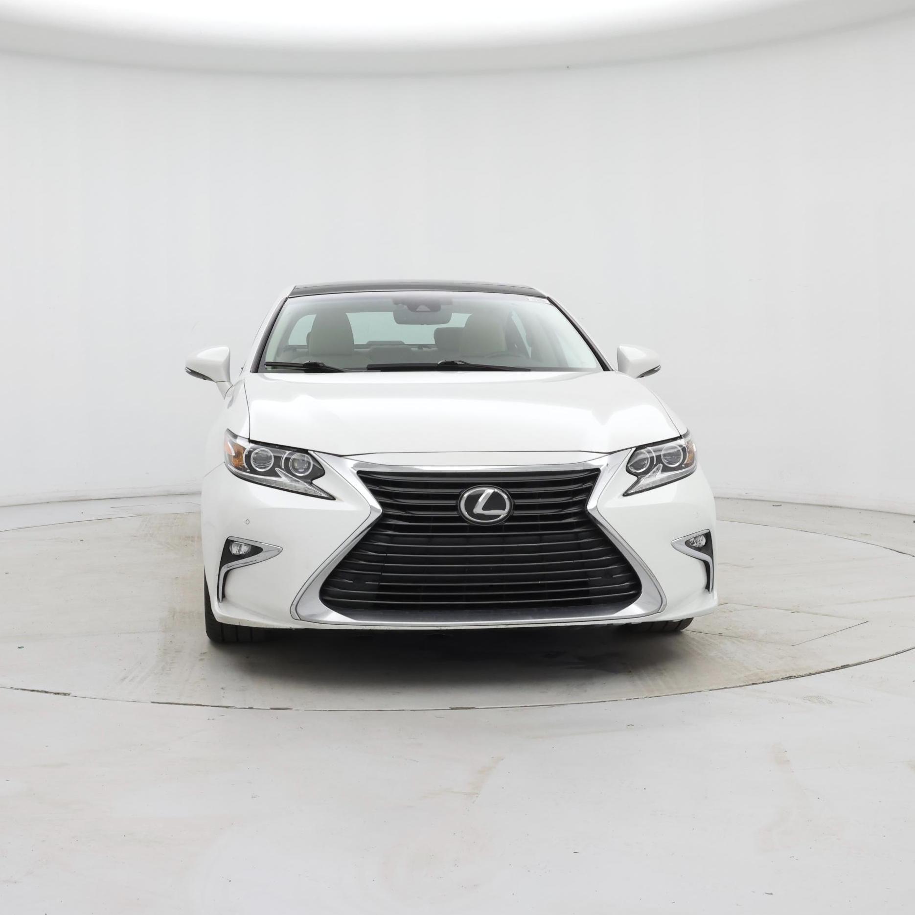 Thumbnail: 2017 Lexus ES - 5