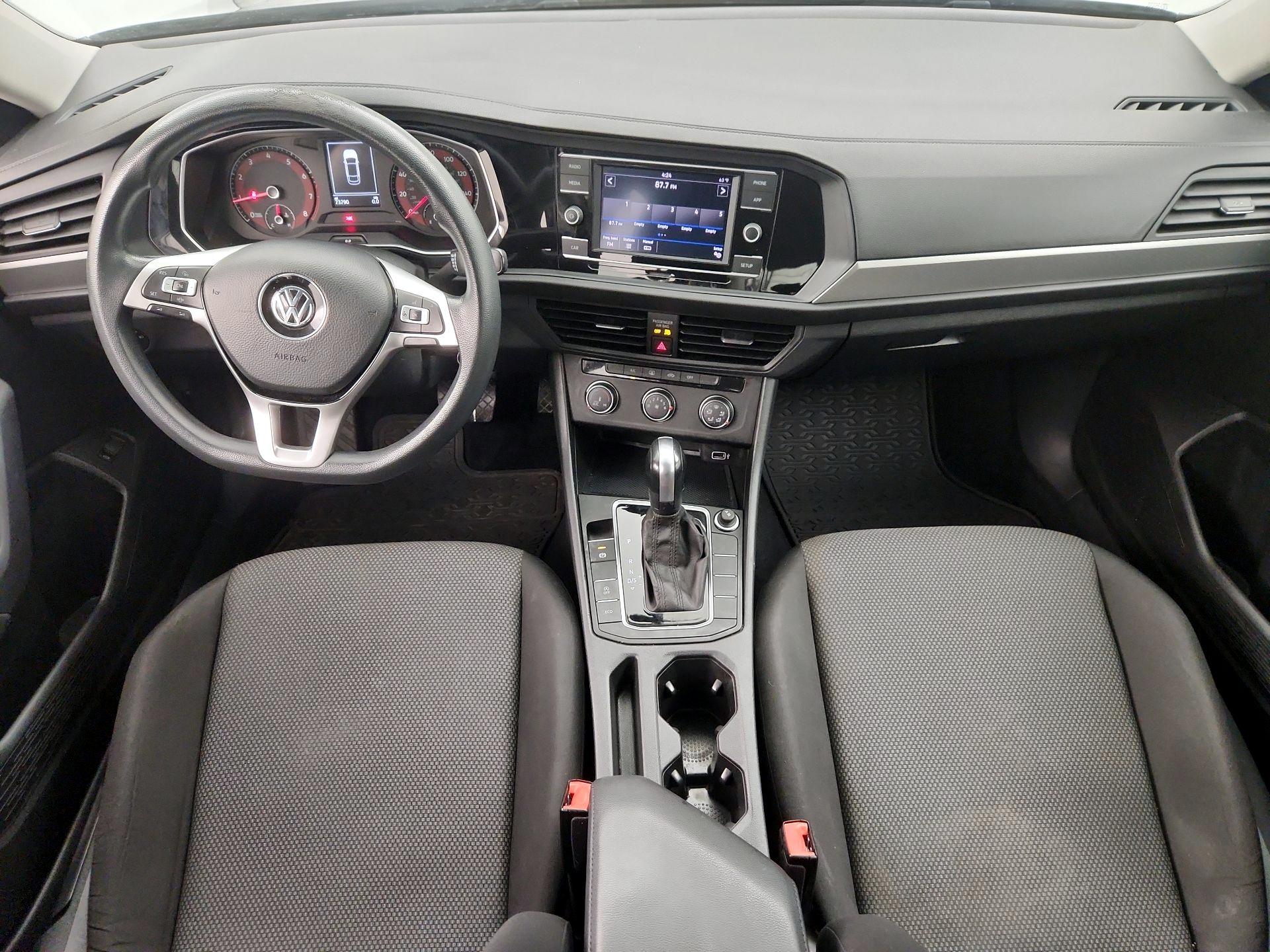 Thumbnail: 2019 Volkswagen Jetta - 9