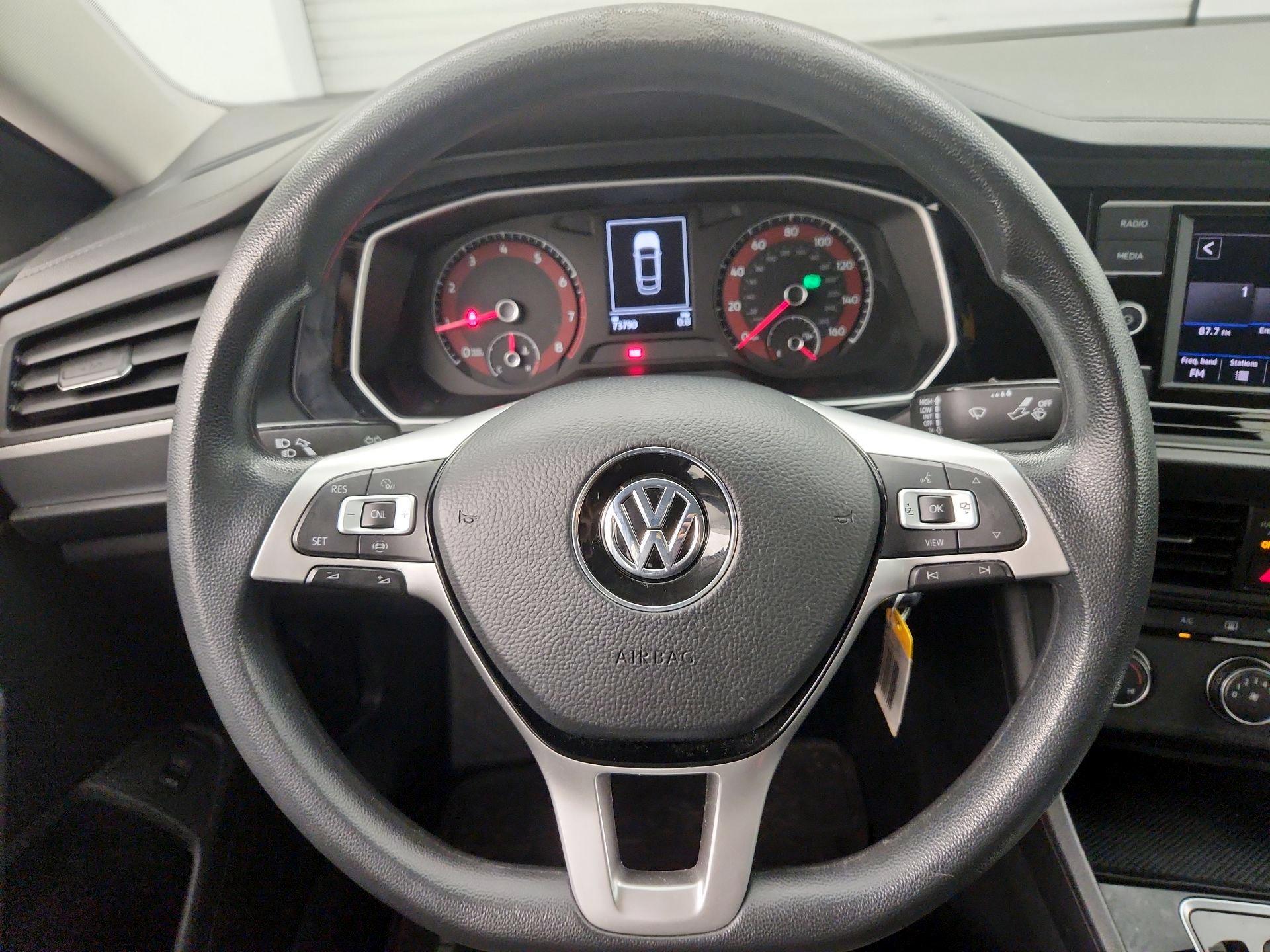 Thumbnail: 2019 Volkswagen Jetta - 10