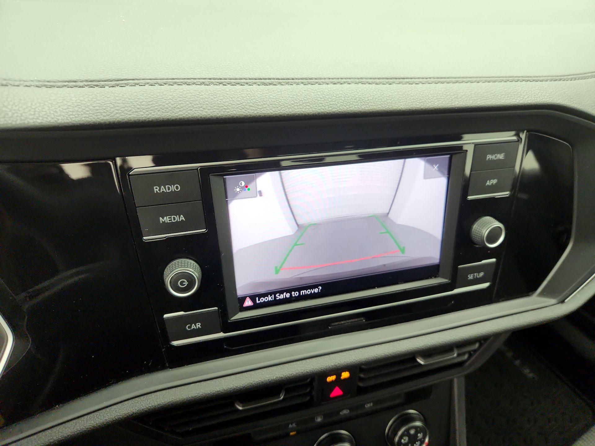 Thumbnail: 2019 Volkswagen Jetta - 14