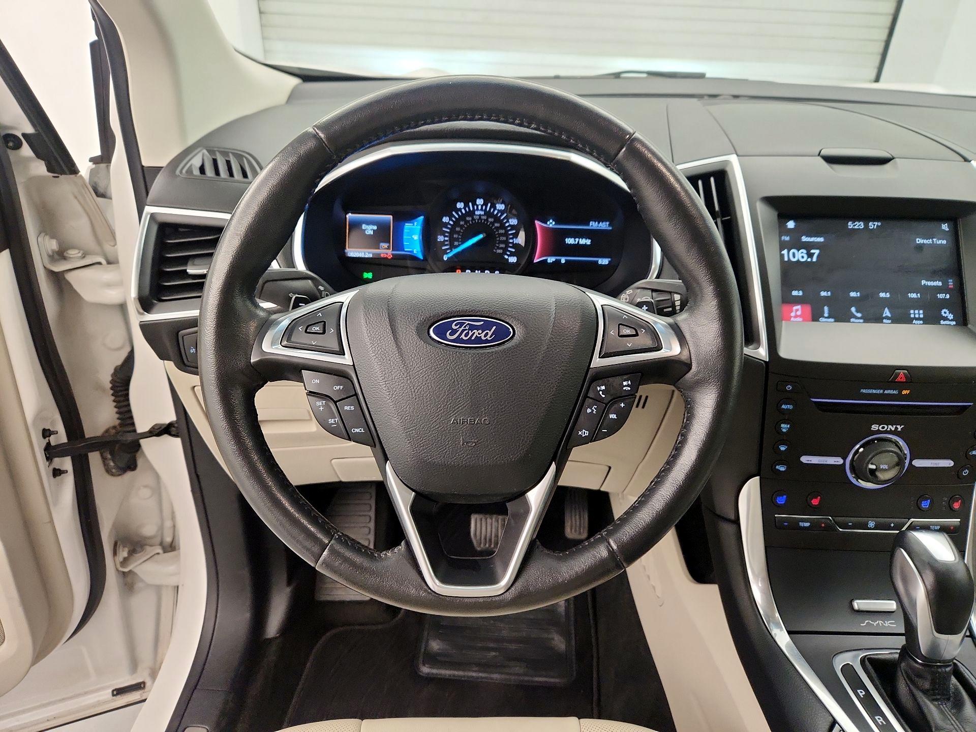 Thumbnail: 2015 Ford Edge - 10