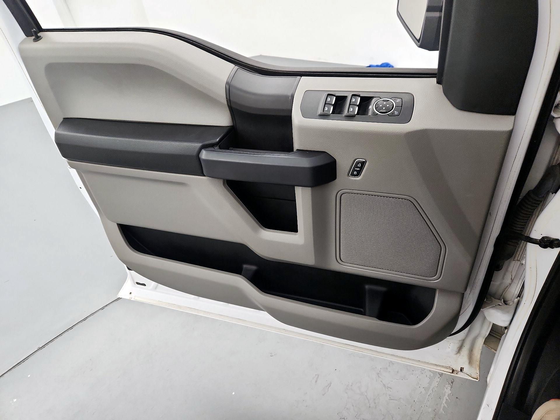 Thumbnail: 2018 Ford F-150 - 12